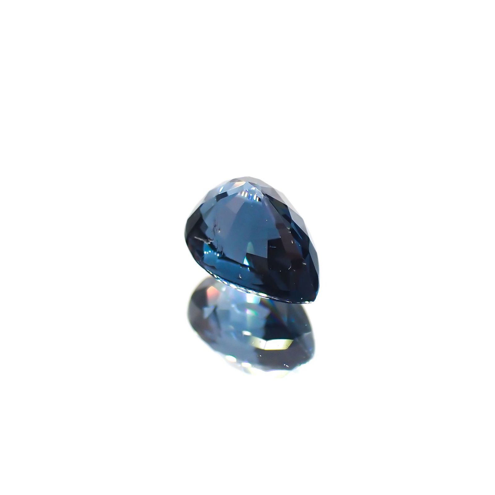 コバルトブルースピネル(宝石名ブルー・スピネル)スリランカ産 ソ付(日独) 1.076ct / 6.67x4.73mm前後 [220113828]