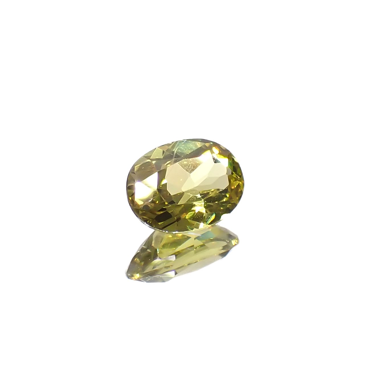 マリガーネット(宝石名グロッシュラー アンドラダイト・ガーネット)マリ共和国産 0.72ct 識別済[231124330]6.5x4.8mm前後