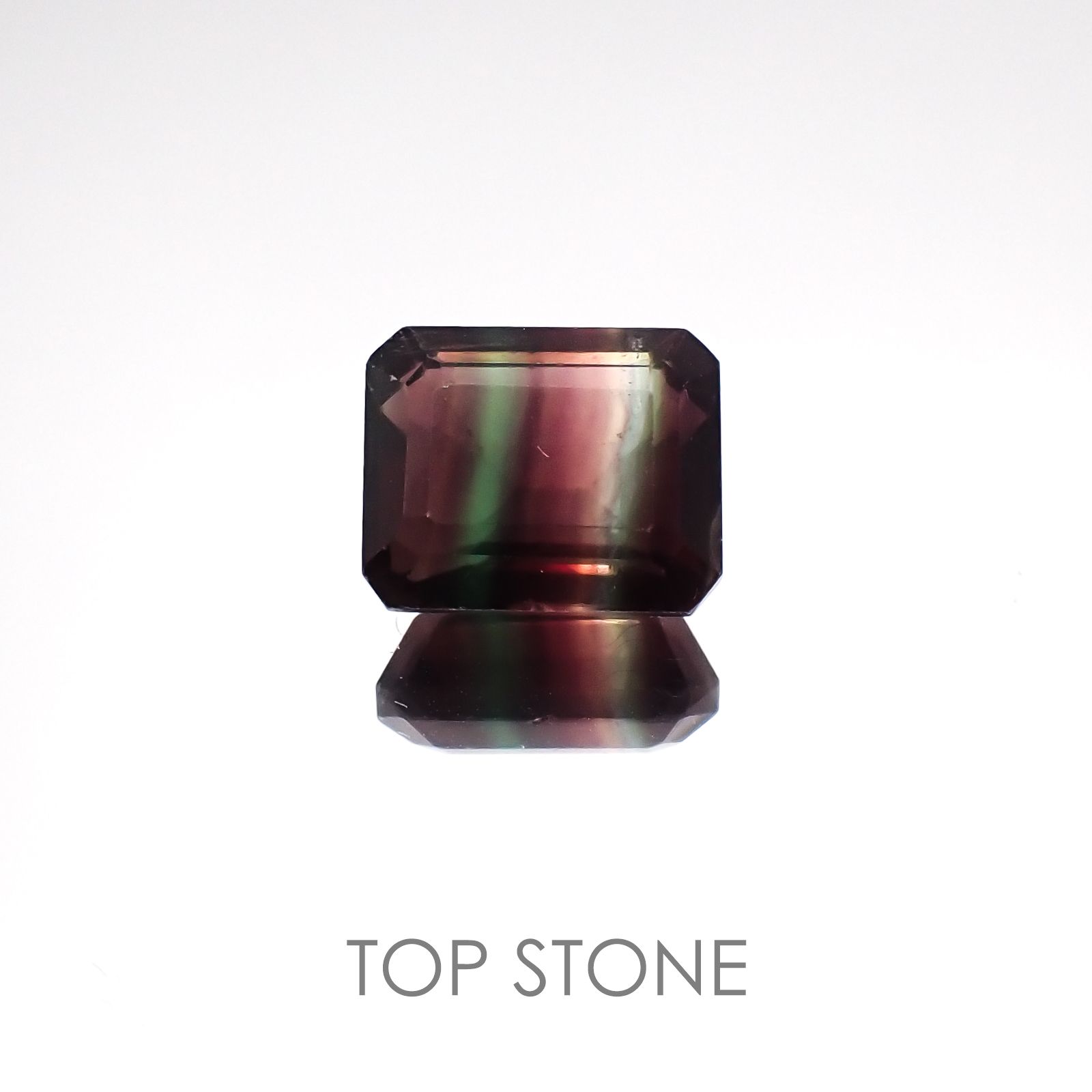 パーティカラーフローライト(宝石名パーティカラード・フルオライト) ブラジル産 4.63ct 識別済[21028514]10×8mm前後