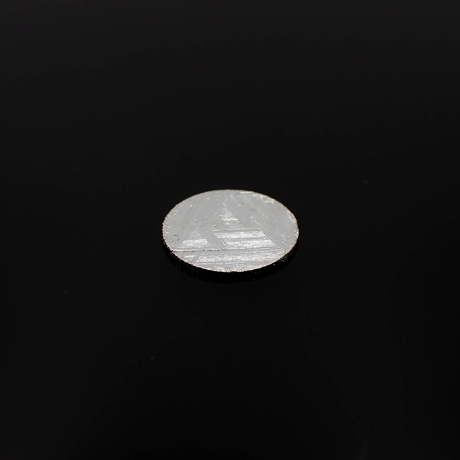ムオニナルスタ隕石 発見地：スウェーデン 1.65ct[230722808]10x9.9mm前後