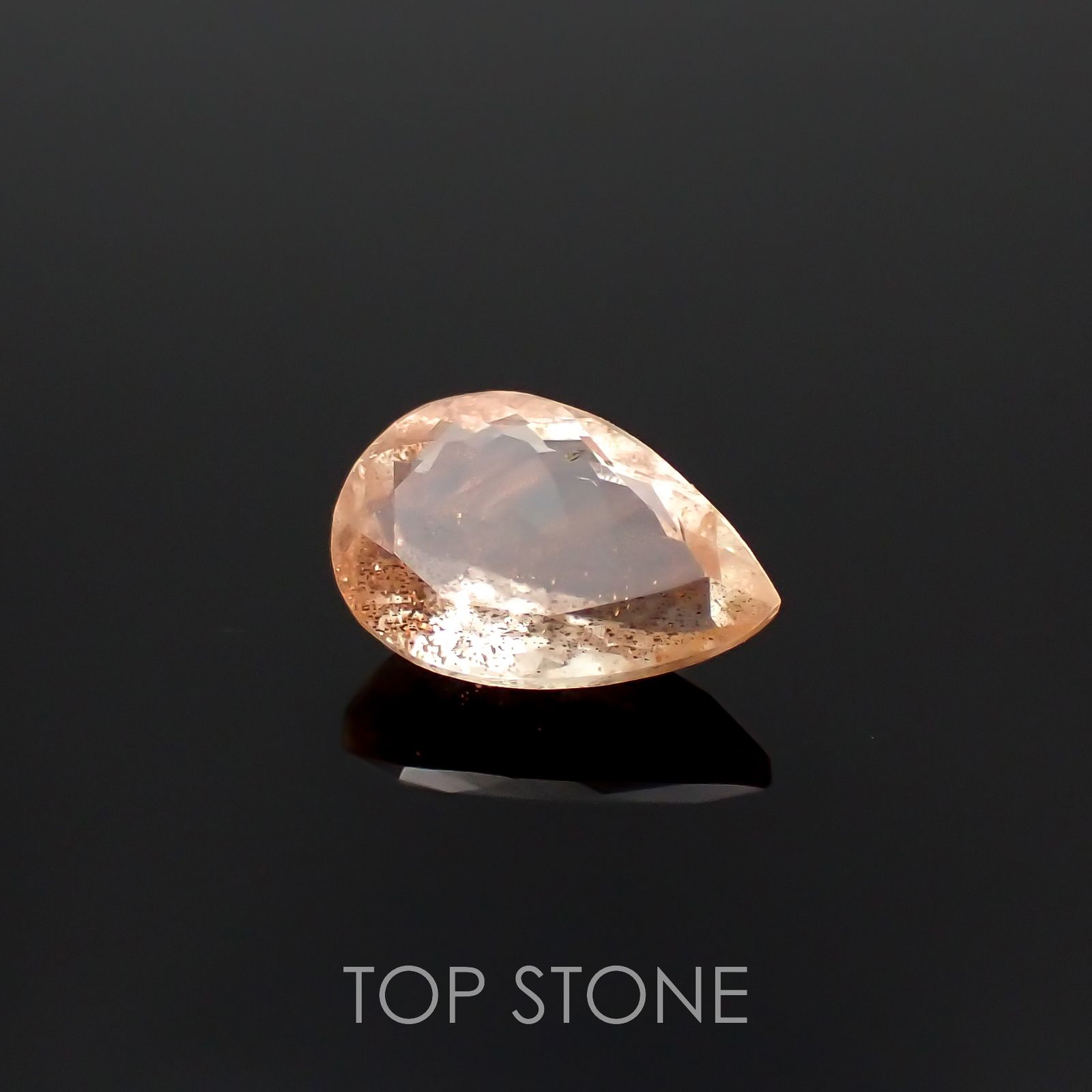 オレゴンサンストーン(宝石名ラブラドライト)アメリカ・オレゴン州産 1.18ct 識別済[230120124]8.9x6.1mm前後