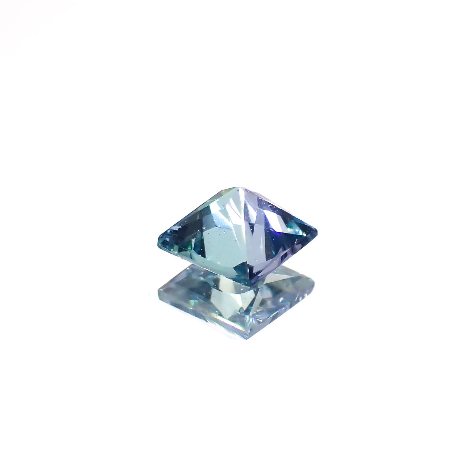 ◇プリンセスカット◇ブルーコーネルピン タンザニア産 0.34ct[231224500]3.9x3.9mm前後