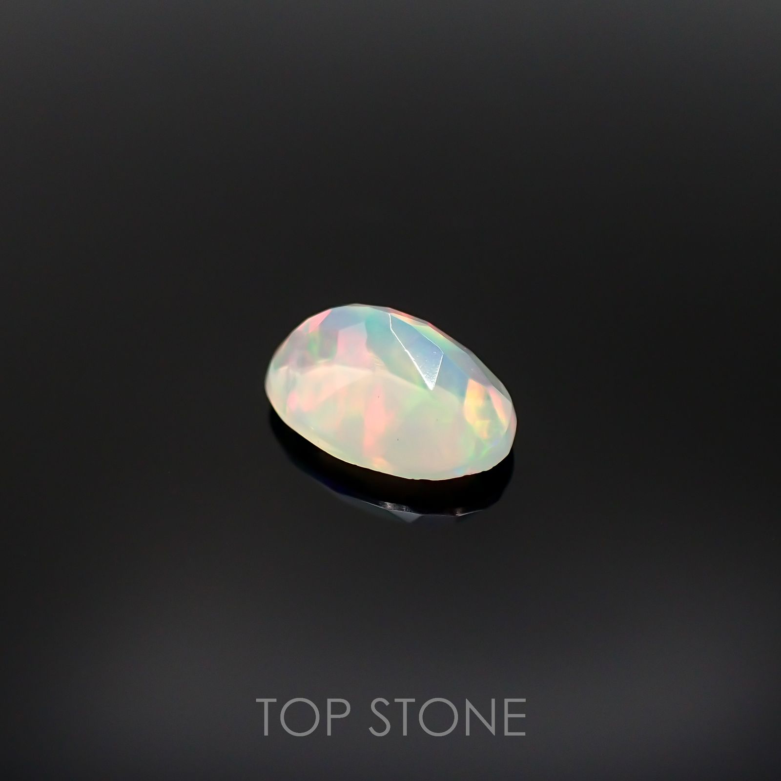 エチオピアオパール(宝石名オパール)エチオピア産 1.57ct 識別済