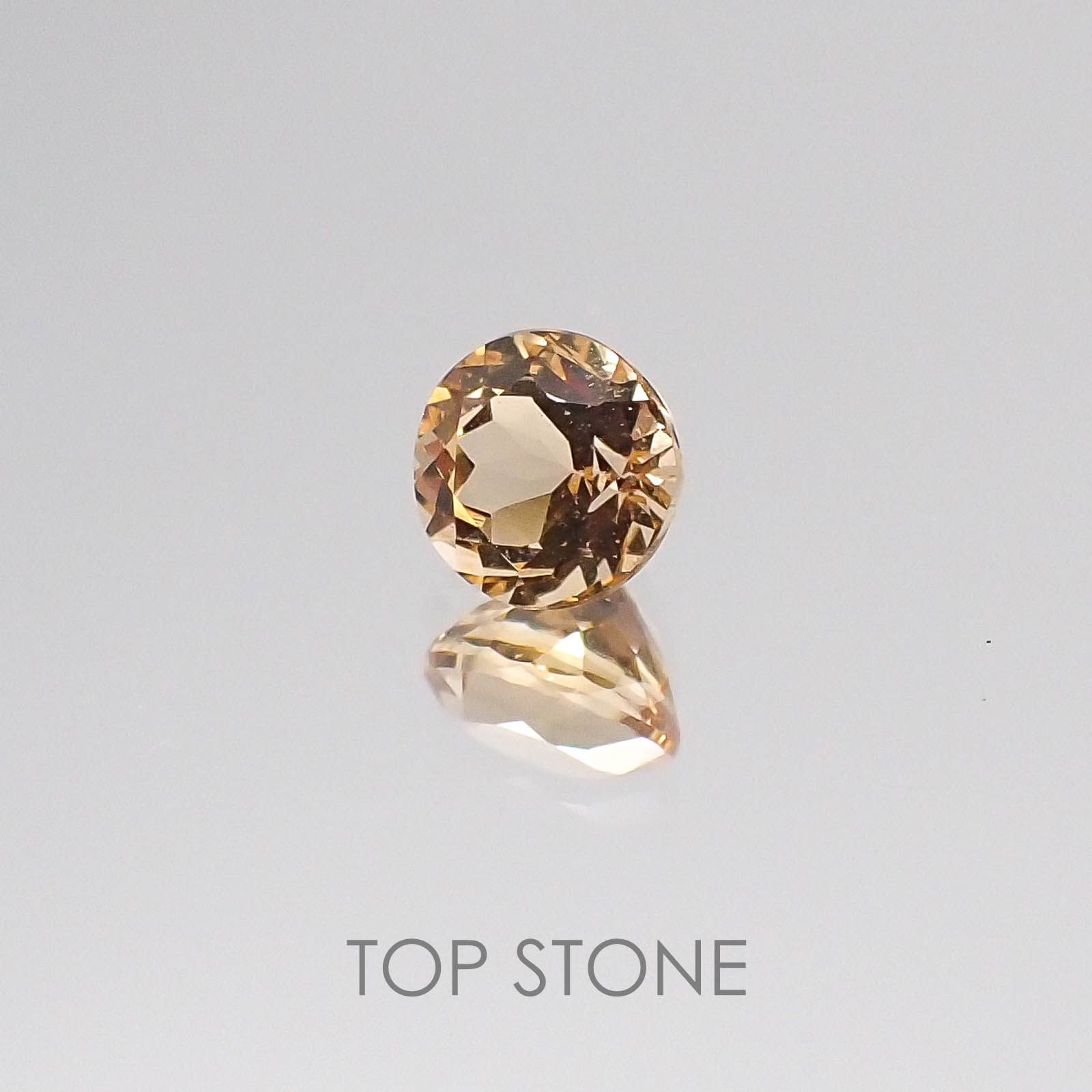 インペリアルトパーズ ブラジル産 ルース 0.38ct[20084372]4.1×4.1mm前後
