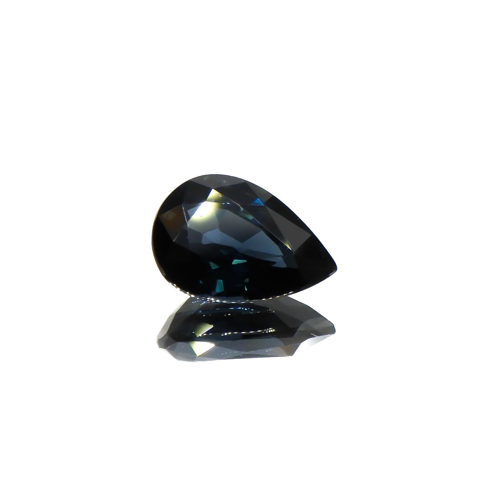 コバルトブルースピネル(宝石名ブルー・スピネル)スリランカ産 1.136ct ソ付(日独)[220817492]8.1x5.59mm前後