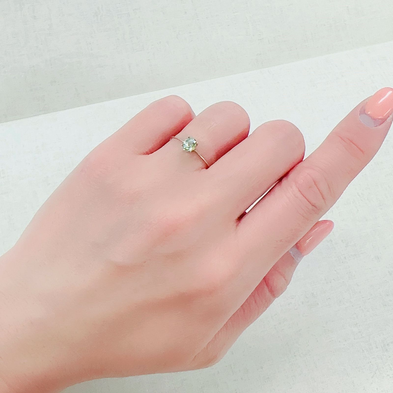 バナジウムコーネルピン(宝石名コーネルピン)タンザニア・タンガ州産 0.43ct 識別済[230320933]5.3x4mm前後
