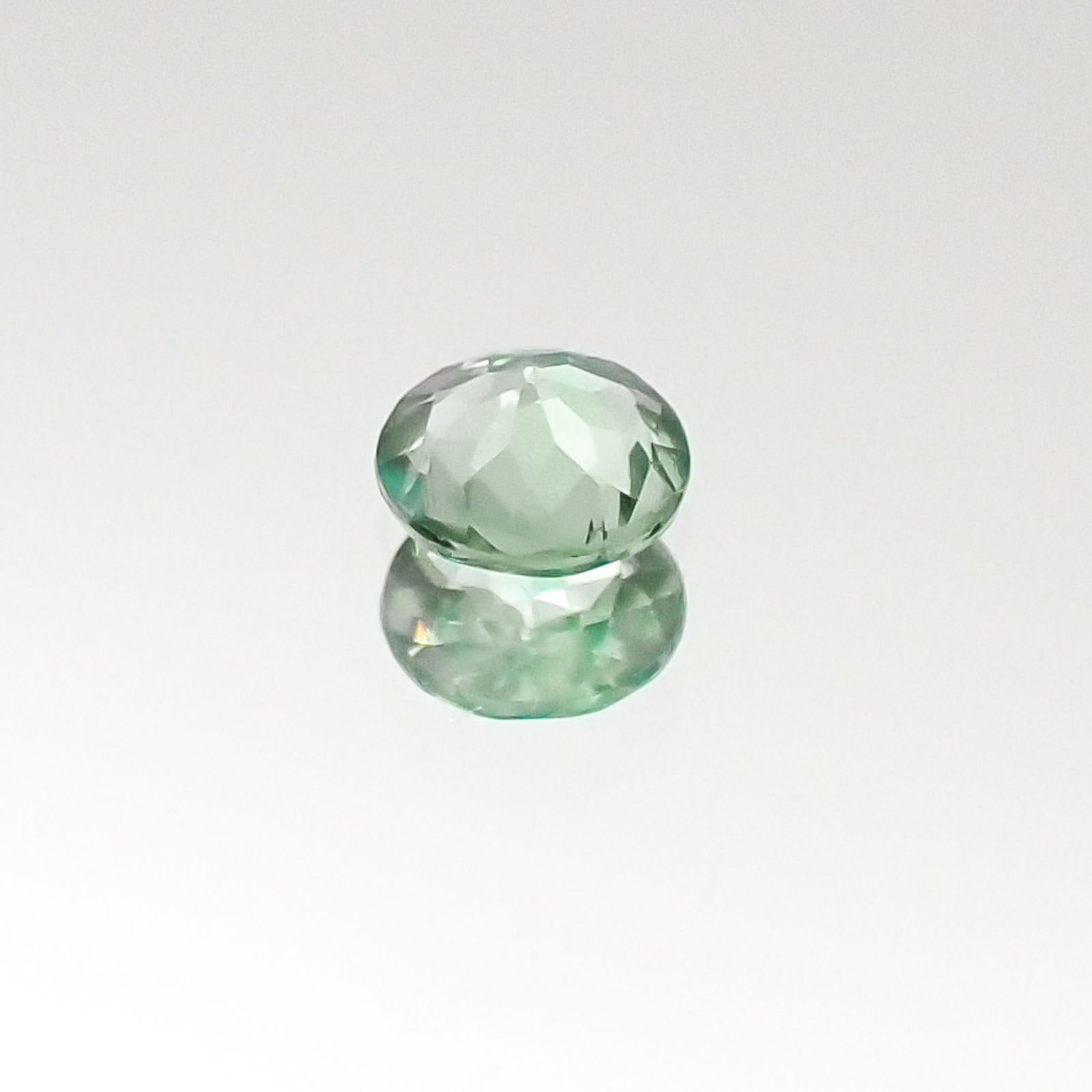 アレキサンドライト インド産 ルース 0.1ct[20095565]2.9×2.9mm前後