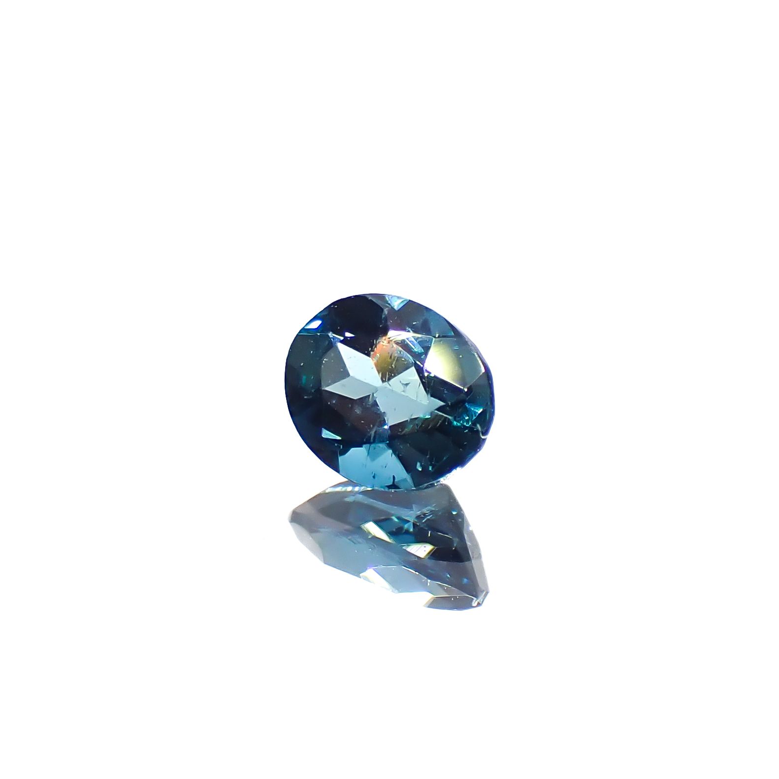 ブルートルマリン ブラジル産 0.17ct[240628021]3.8x3.1mm前後