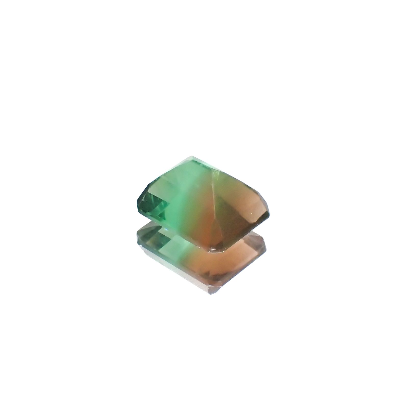 パーティカラーフローライト フルオレッセンス ブラジル産 4.00ct[240326913]9.9x7.9mm前後