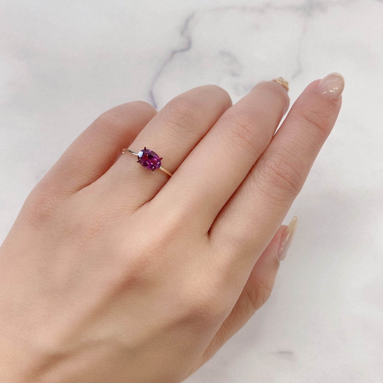 ロードライトガーネット(宝石名ロードライト・ガーネット)ブラジル産 0.86ct 識別済[211113681]6.9x4.9mm前後