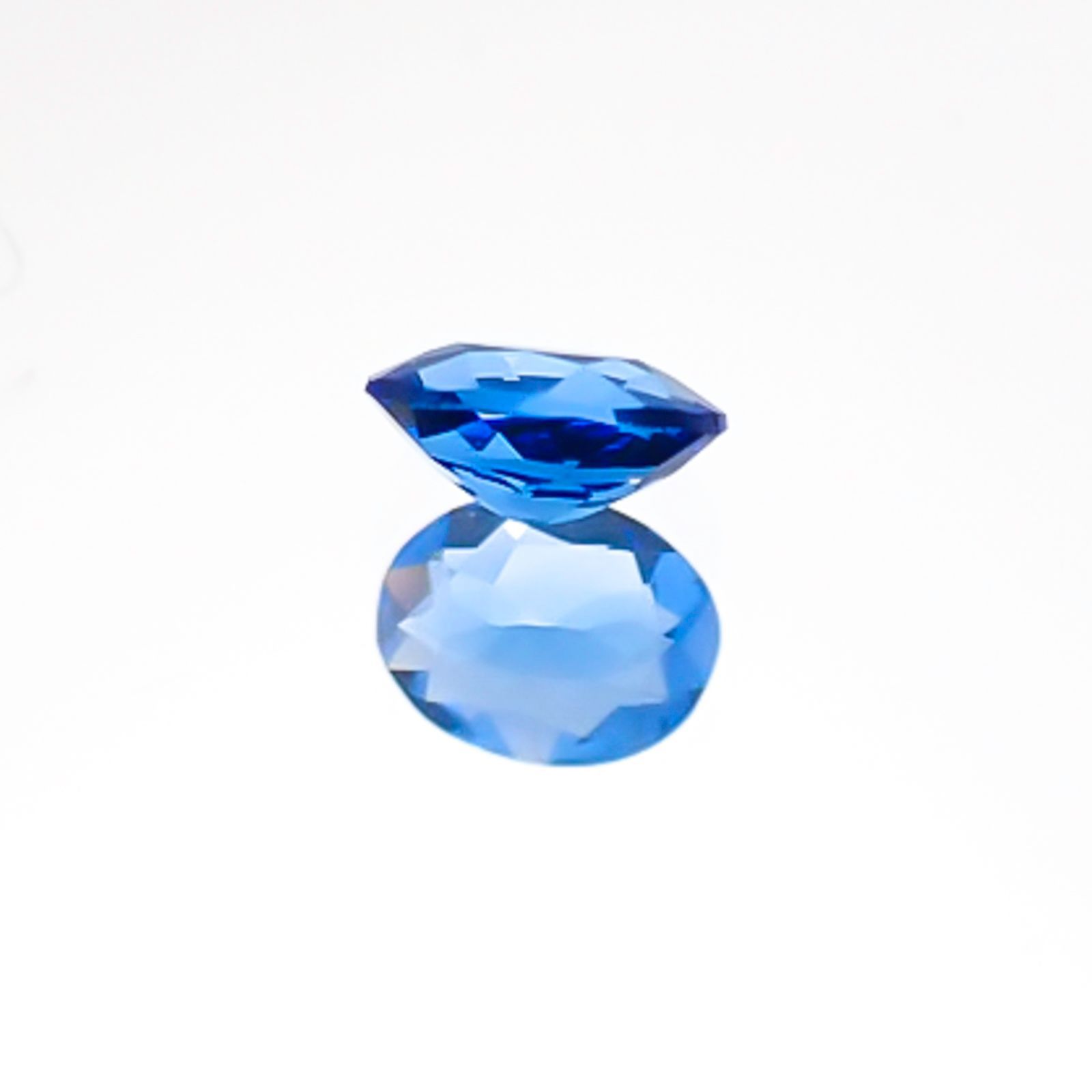 アウイナイト ドイツ産 ルース 0.055ct[20106495]3.1×2.3mm前後