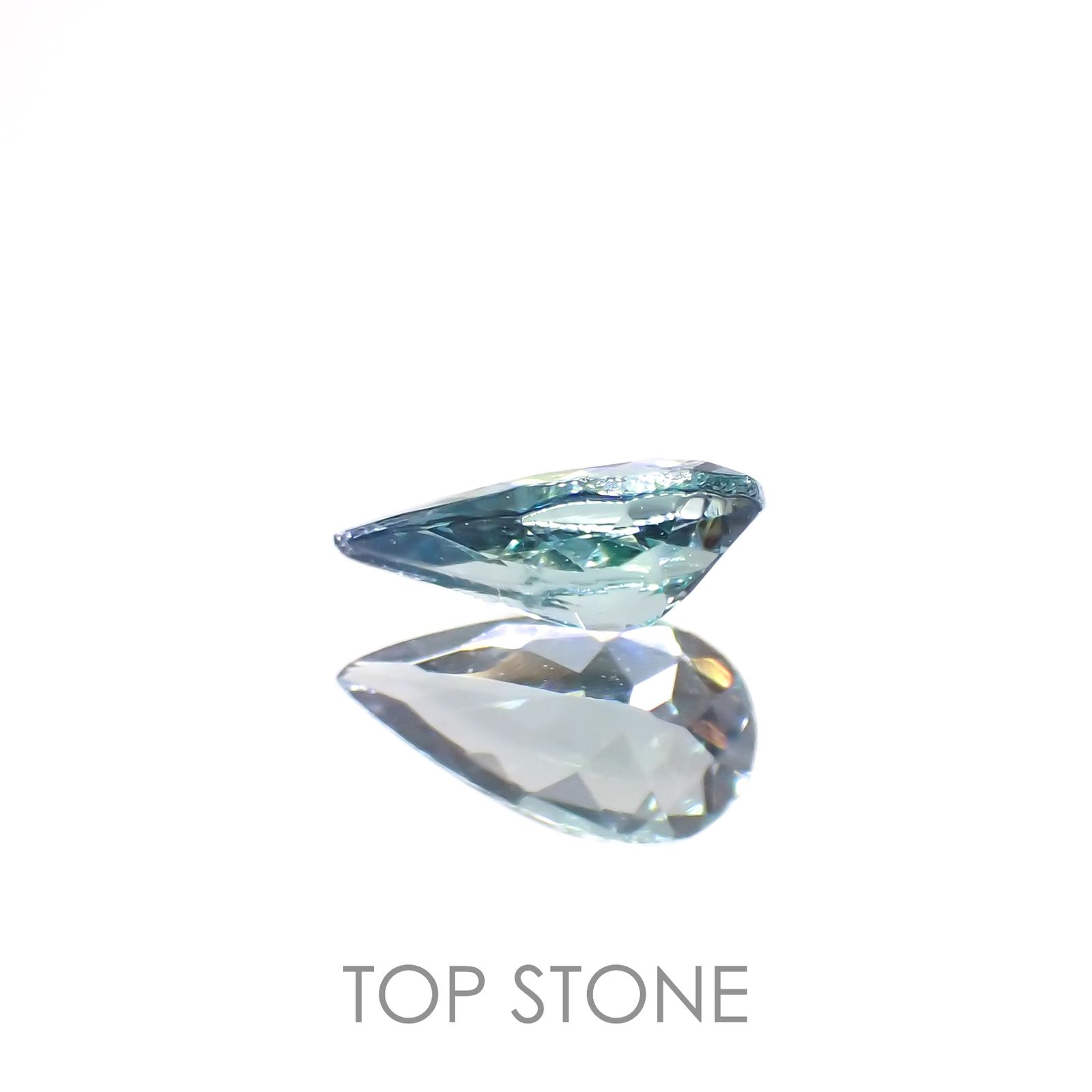 ブルーグリーンコーネルピン(宝石名コーネルピン)タンザニア産 0.20ct 識別済[221219244]5.3x2.9mm前後