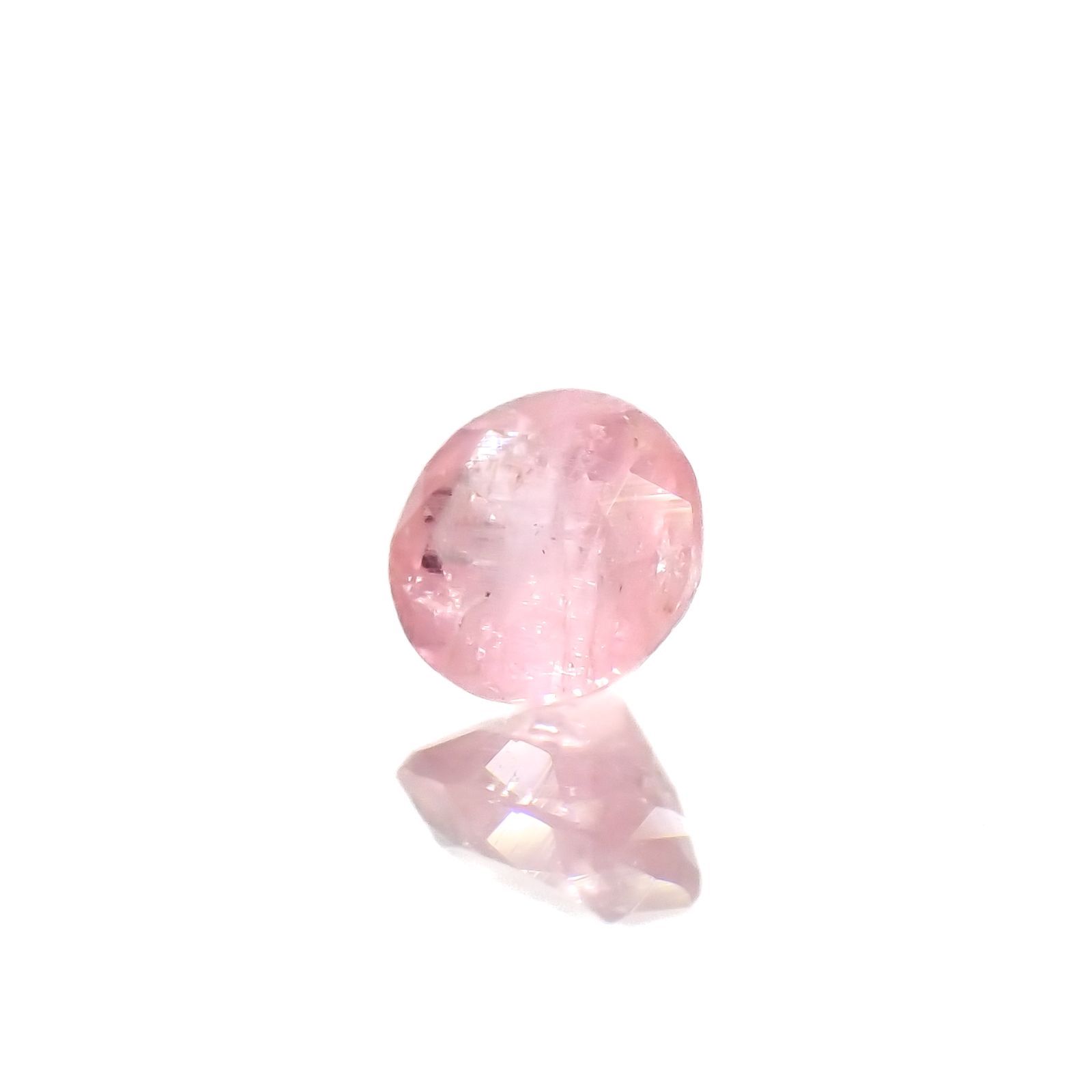 ペツォッタイト(ラズベリル)(宝石名ペツォッタイト)マダガスカル産 0.18ct 識別済[231023734]3.4x3.4mm前後