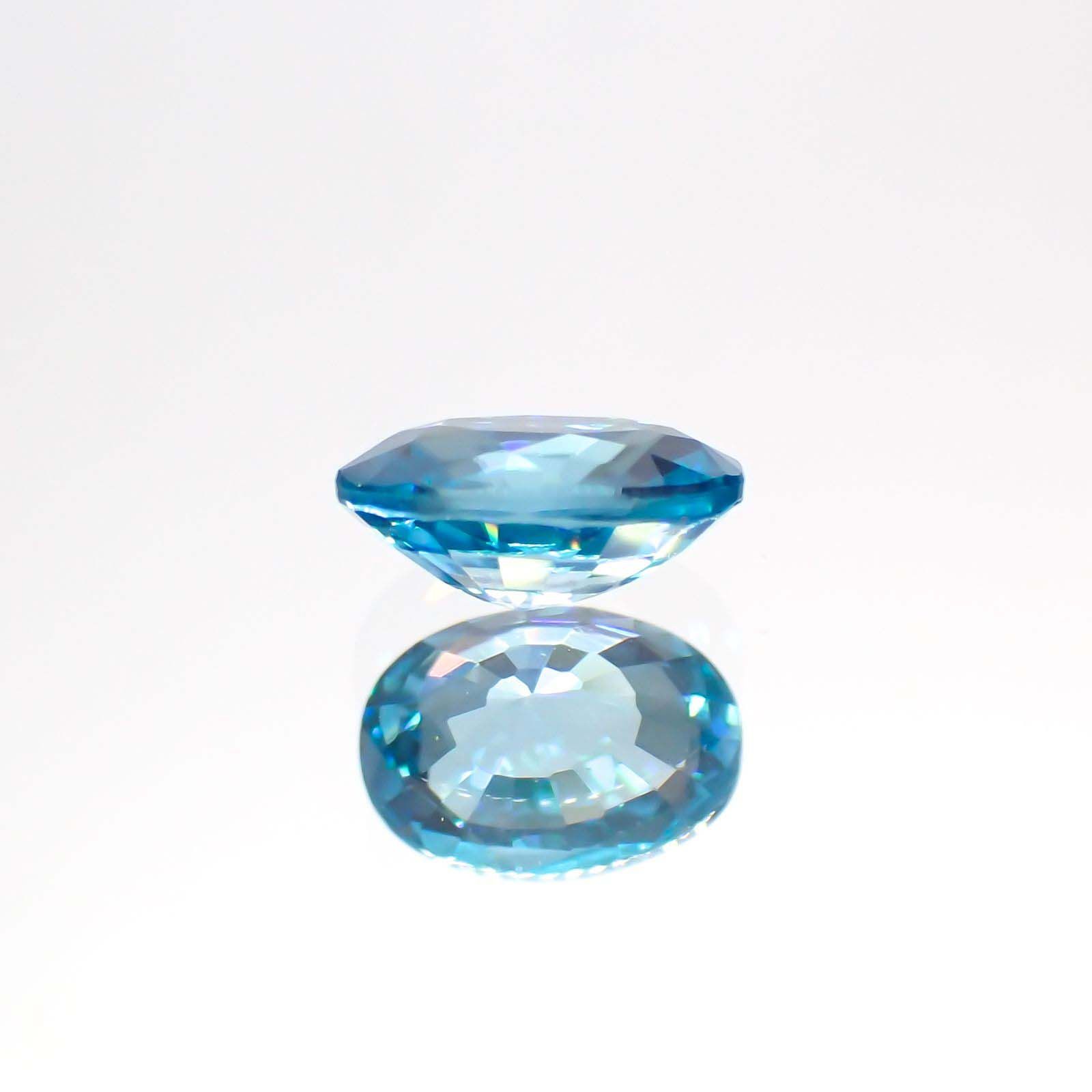ブルージルコン(宝石名ジルコン) カンボジア産 1.19ct 識別済[20063103]6.5×5mm前後