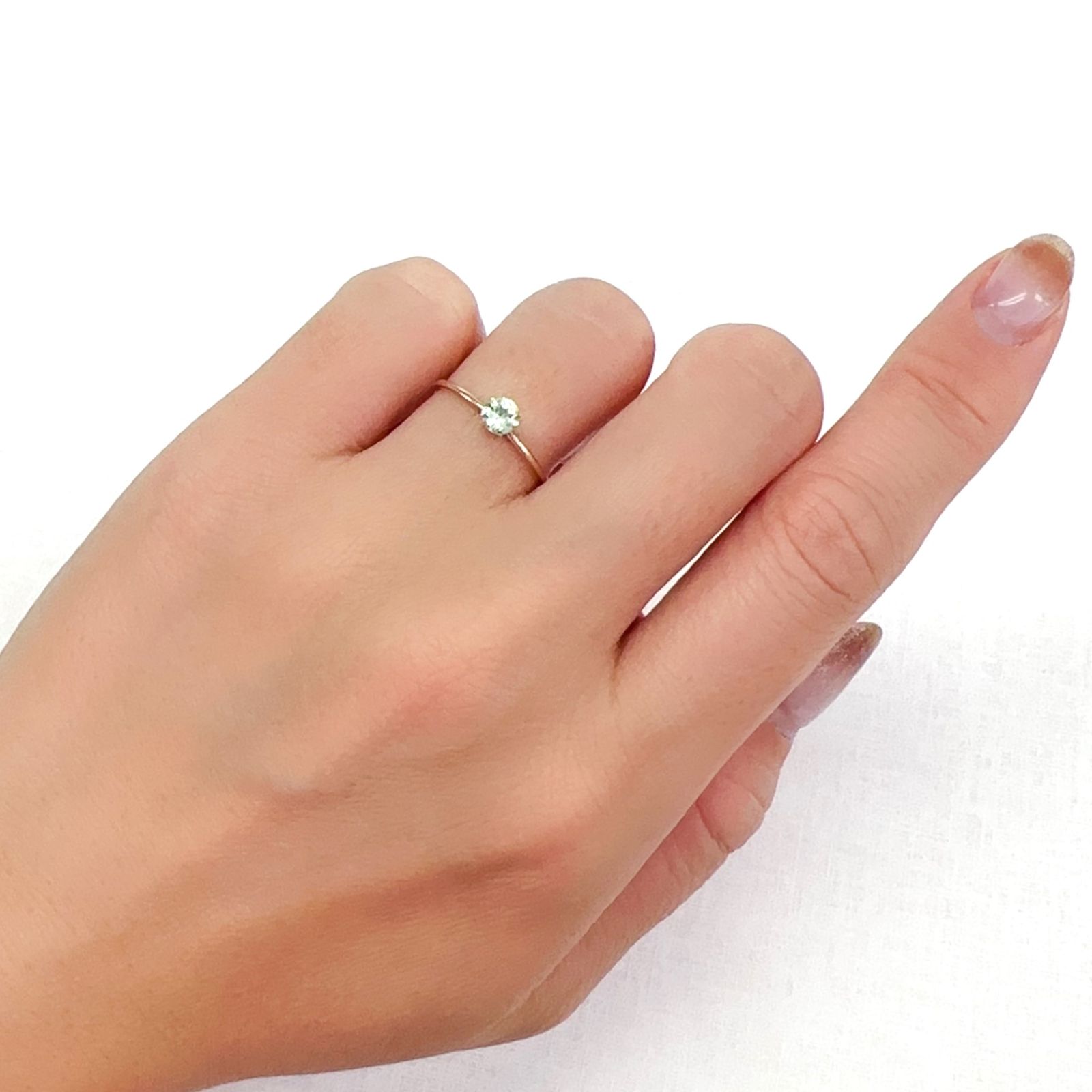 ミントガーネット タンザニア産 0.31ct[231023715]4.1x4.1mm前後