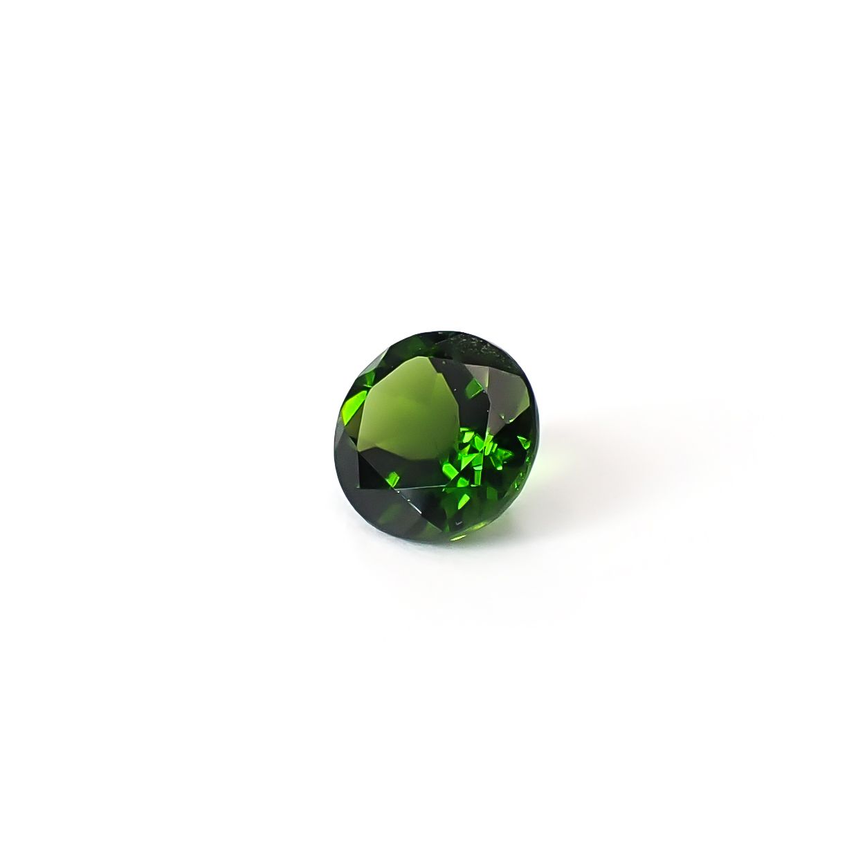 クロムダイオプサイド(宝石名クロム・ダイオプサイド)ロシア産 識別済 0.53ct / 5.2x5.2mm前後 [260432097]