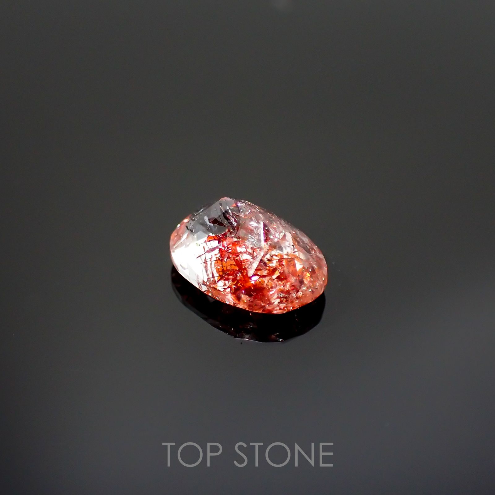 ファイヤークォーツ ナイジェリア産 1.68ct[220114764]9.2x6.8mm前後