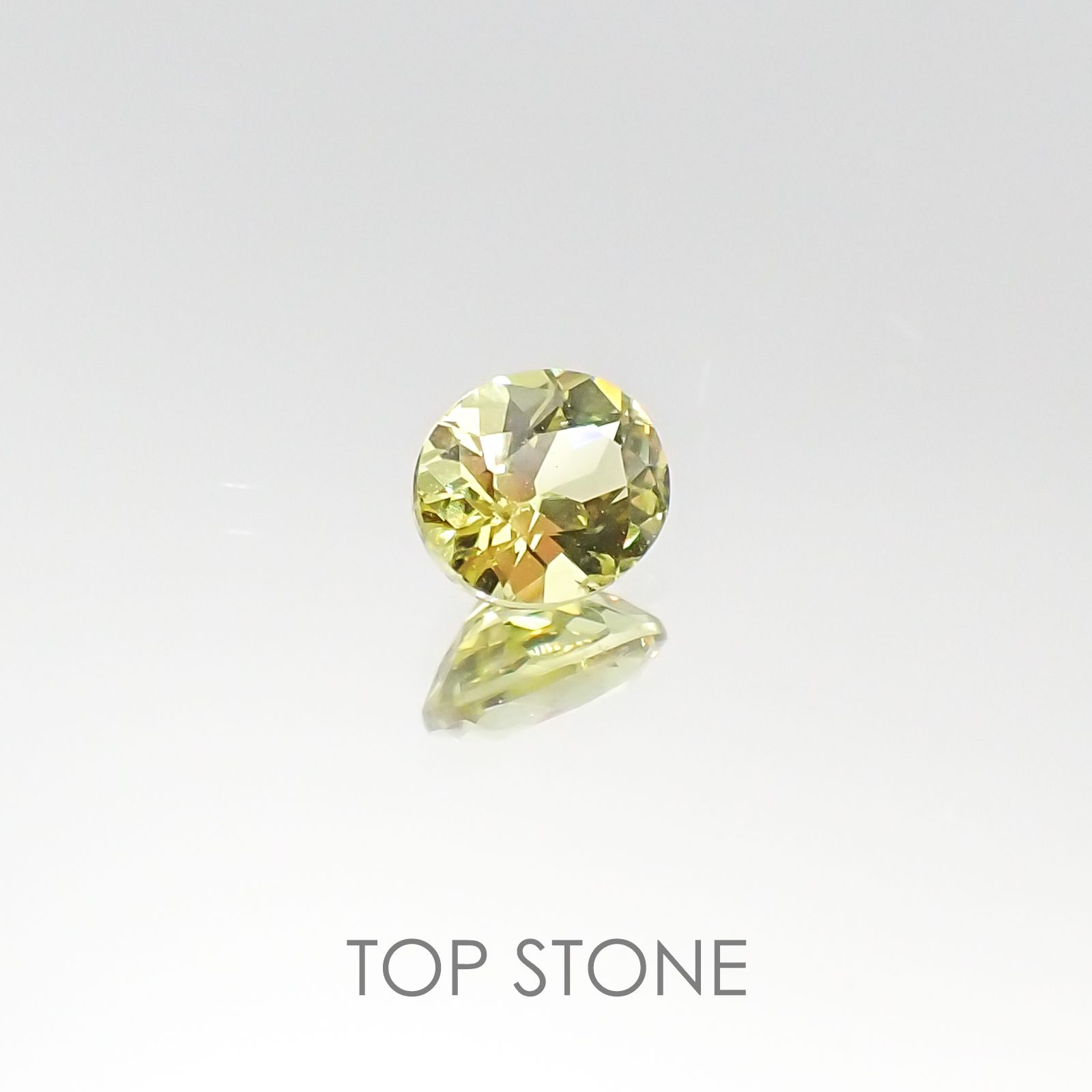 マリガーネット(宝石名ガーネット) マリ共和国産 0.36ct 識別済[20095658]4.5×3.9mm前後