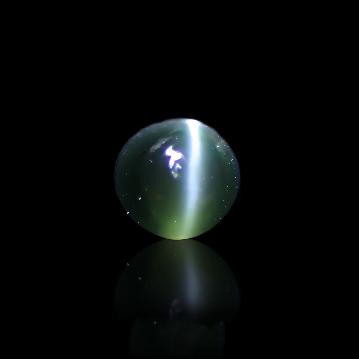 アレキサンドライトキャッツアイ インド産 0.41ct[220114069]4.4x4.3mm前後
