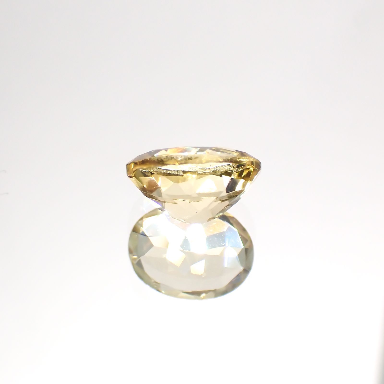 イエローベリル(宝石名イエロー・ベリル)ブラジル産 1.24ct 識別済[220114234]8.1x6.2mm前後