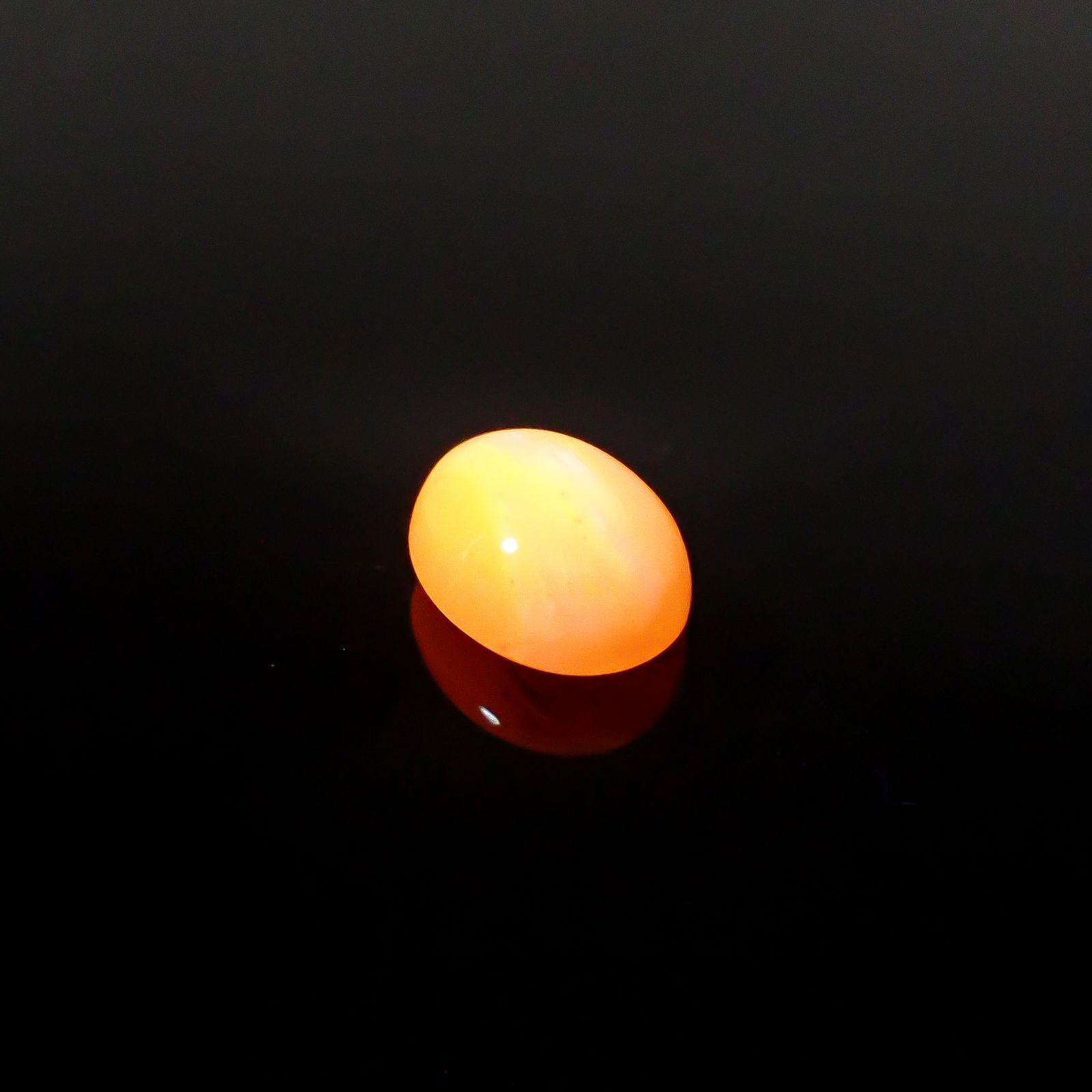 北海道オパール 北海道河東郡鹿追町然別産 1.94ct [250530408]9.4x7.5mm前後