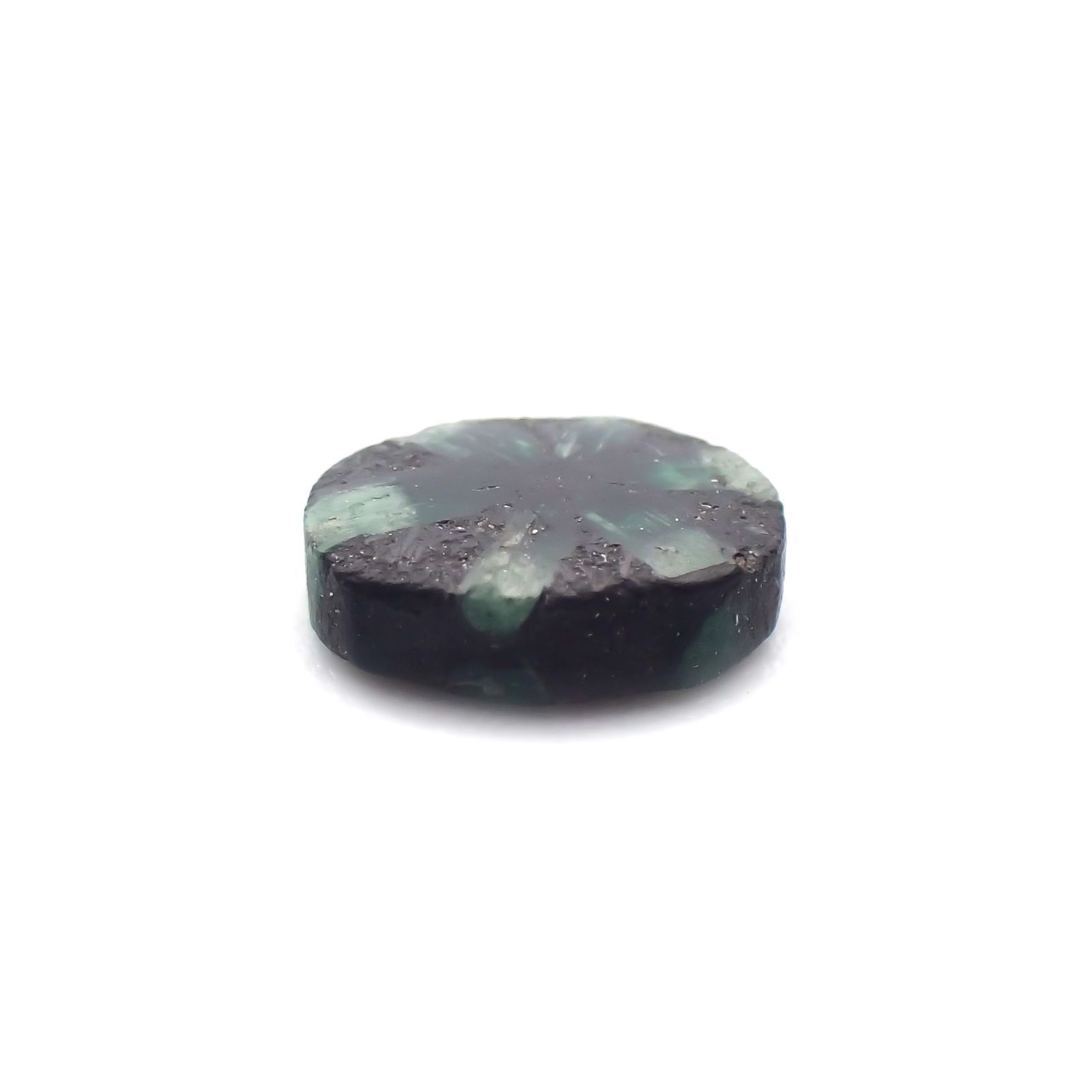 逆トラピッチェエメラルド(宝石名エメラルド)コロンビア産 0.36ct 識別済[231224414]5.4x4.3mm前後