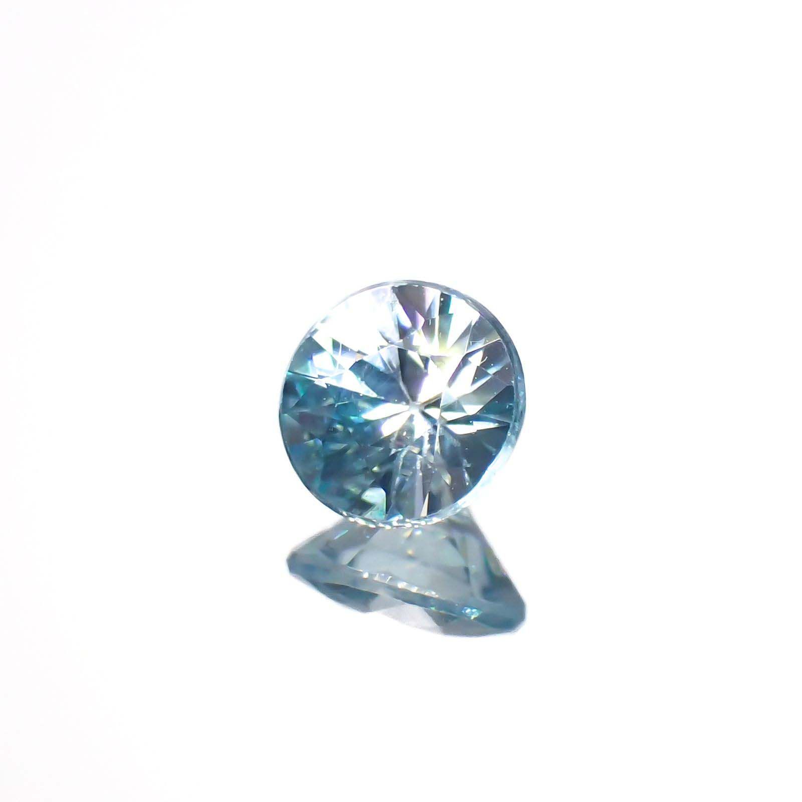 アイスブルージルコン カンボジア産 0.60ct[221018652]4.8x4.7mm前後