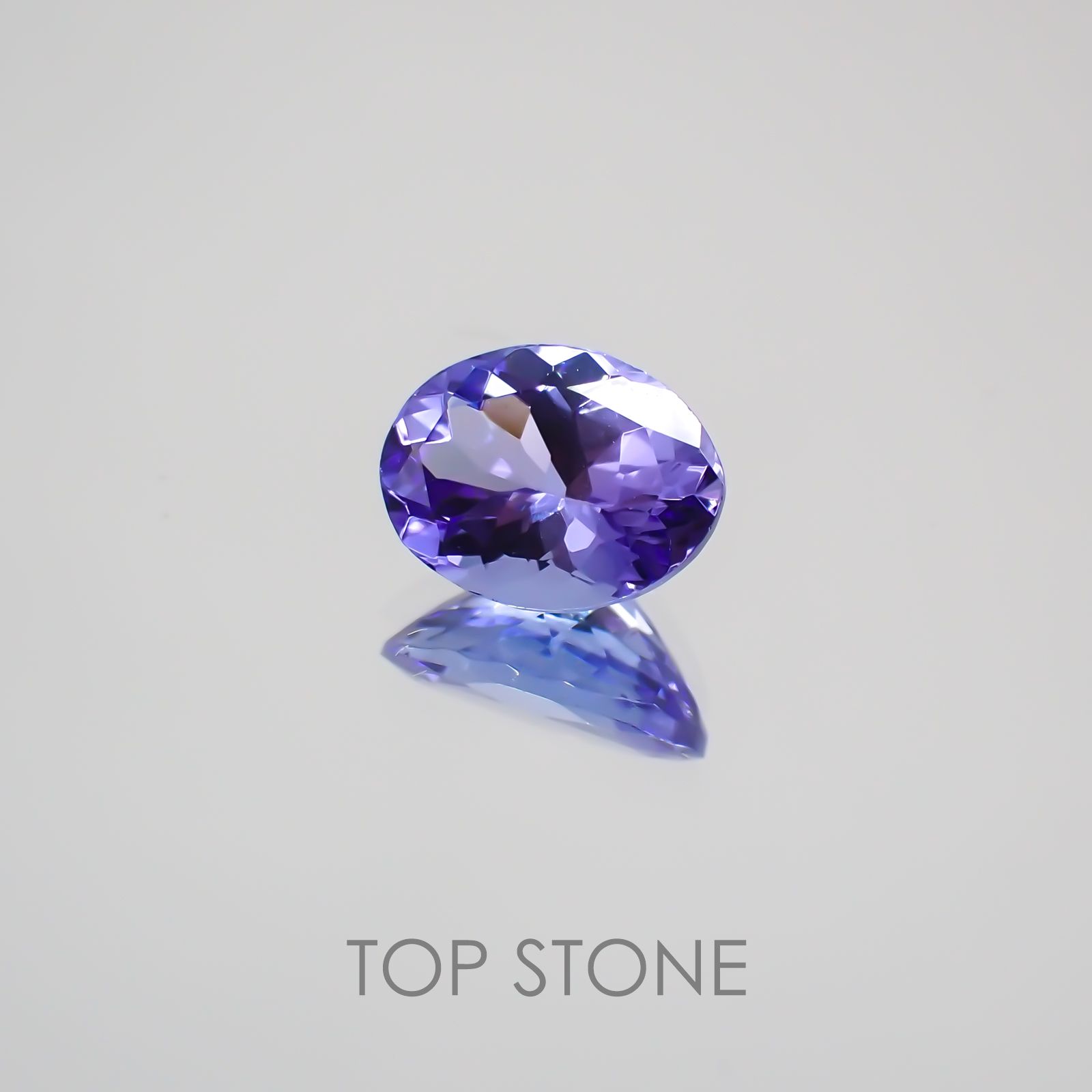 タンザナイト(宝石名タンザナイト) タンザニア産 0.89ct 識別済[210210064]7.2×5.4mm前後