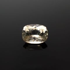 アラゴナイト フォスフォレッセンス(宝石名イエロー・アラゴナイト)チェコ共和国産 1.379ct ソ付[221018473]7.9x6.1mm前後
