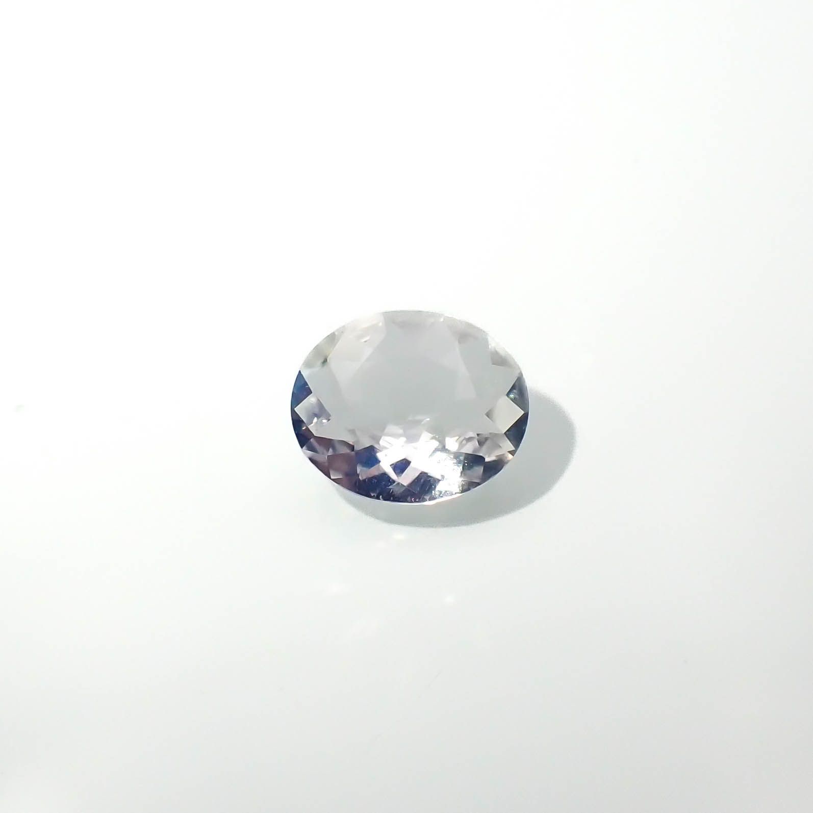 レインボームーンストーン ザンビア産 0.50ct[231224805]6.6x5.4mm前後