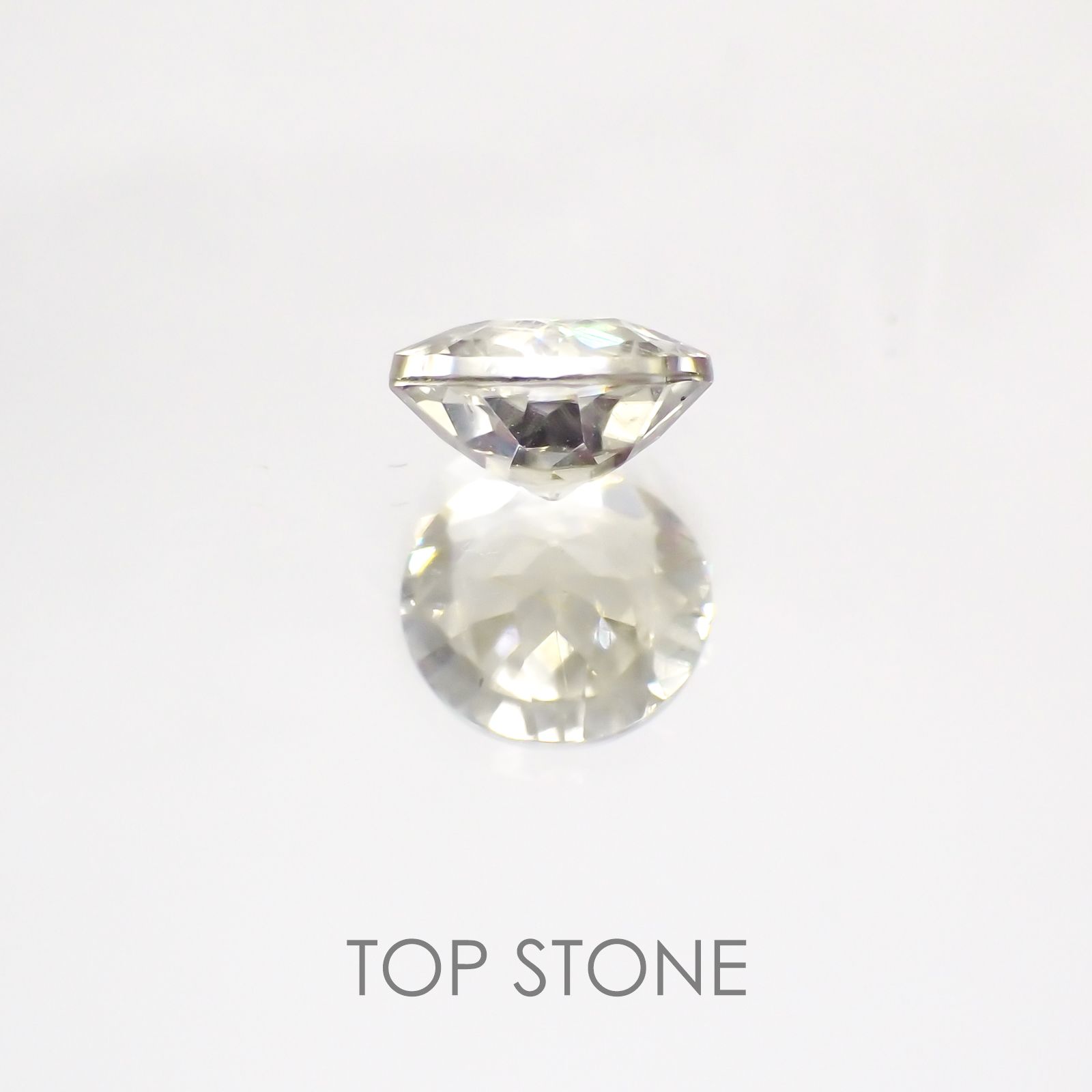 ダイアスポア(カラーチェンジ) トルコ産 ルース 1.05ct[21049767]6.5×6.5mm前後