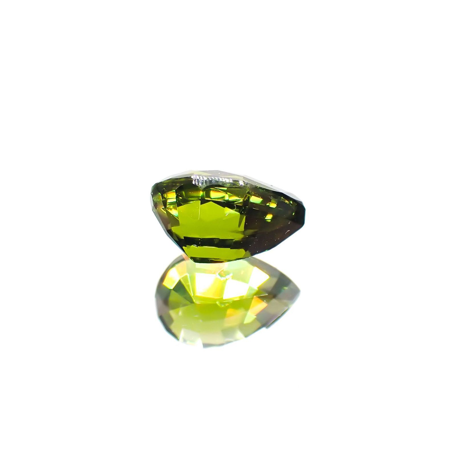 グリーンジルコン(宝石名ジルコン)スリランカ/コロンビア産 1.28ct 識別済[231124283]7.5x5.2mm前後