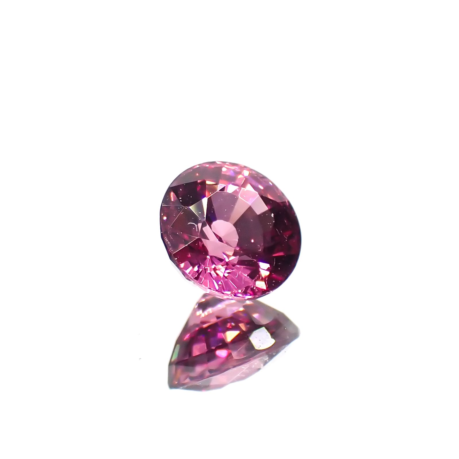 ロードライトガーネット(宝石名ロードライト・ガーネット)ブラジル産 0.65ct 識別済[230421590]5x5mm前後