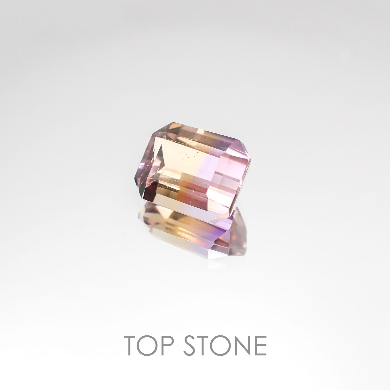 アメトリン ブラジル産 ルース 2.28ct[20106898]8.9×6.8mm前後