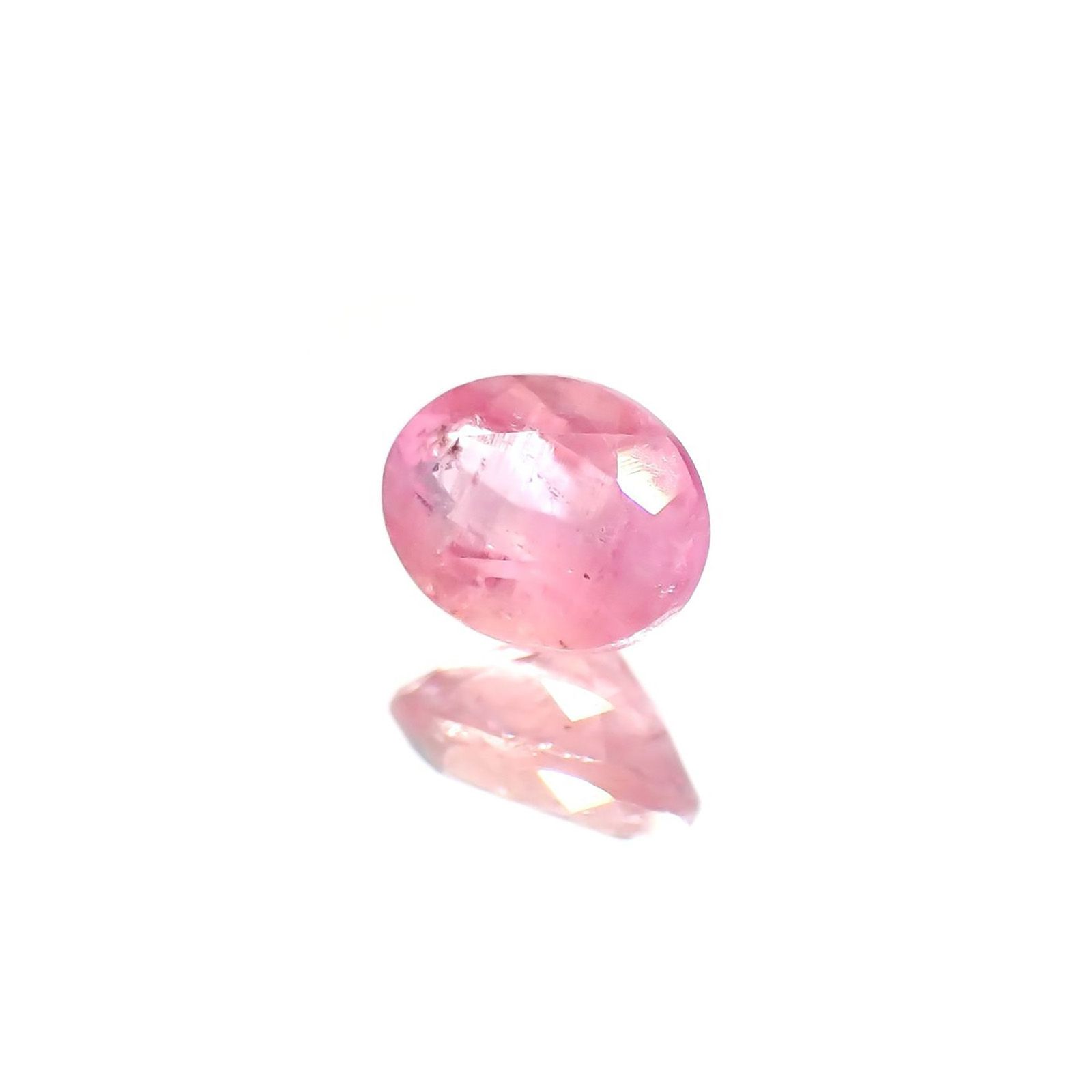 ペツォッタイト(宝石名ペツォッタイト)マダガスカル産 ソ付(彩珠) 0.349ct / 5x3.8mm前後 [260814341]