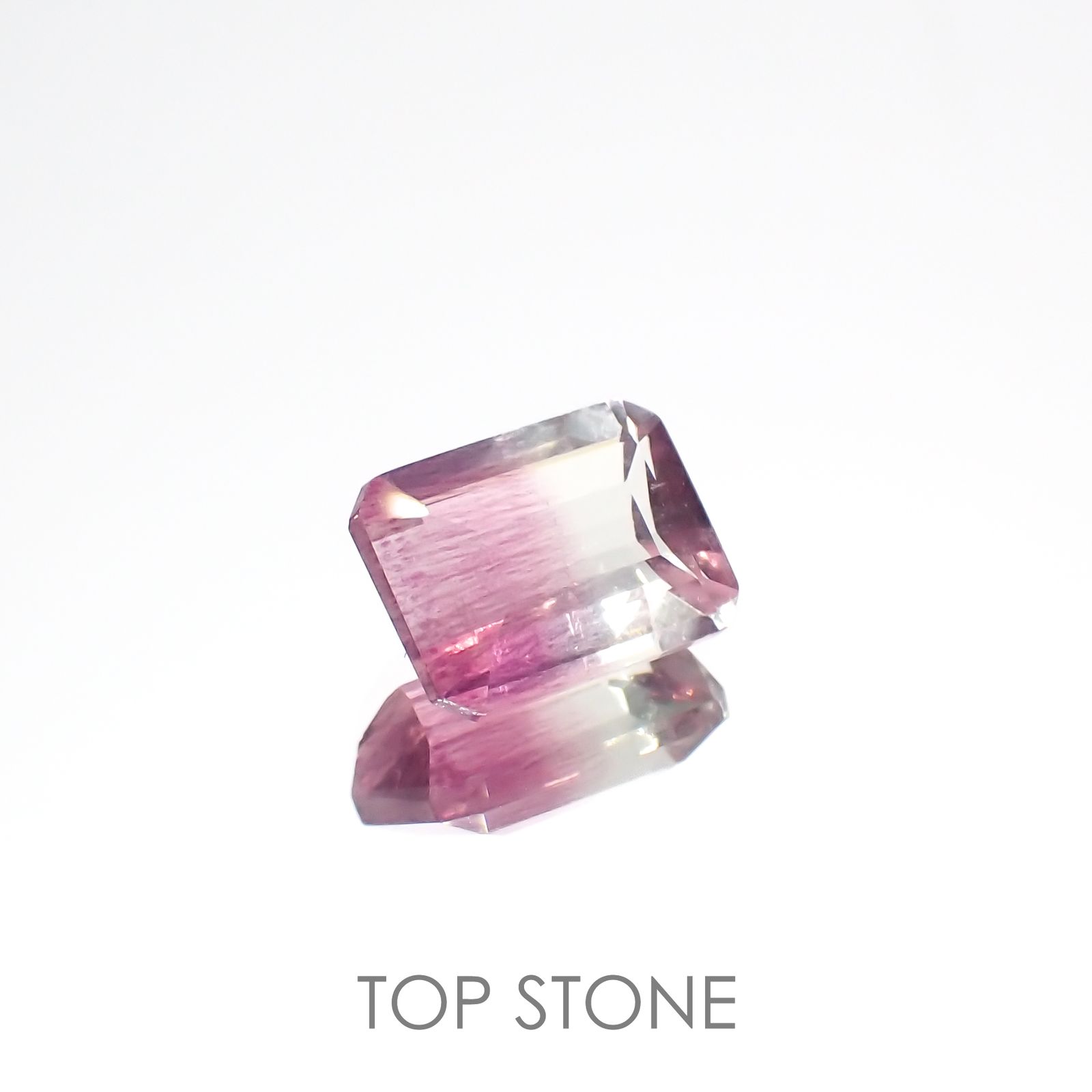 バイカラーフローライト 中国産 1.92ct[220917988]8x6mm前後