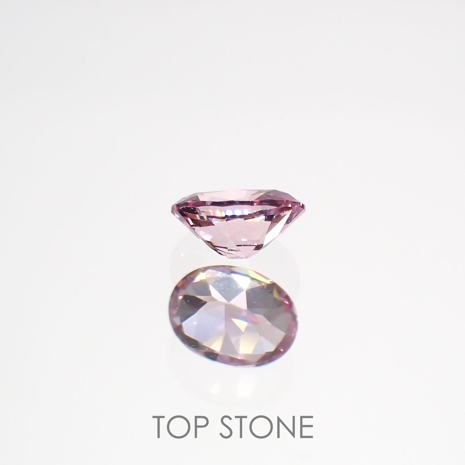 カラーシフトマラヤガーネット(宝石名ガーネット)タンザニア産 0.18ct 識別済[220515841]3.9x2.8mm前後