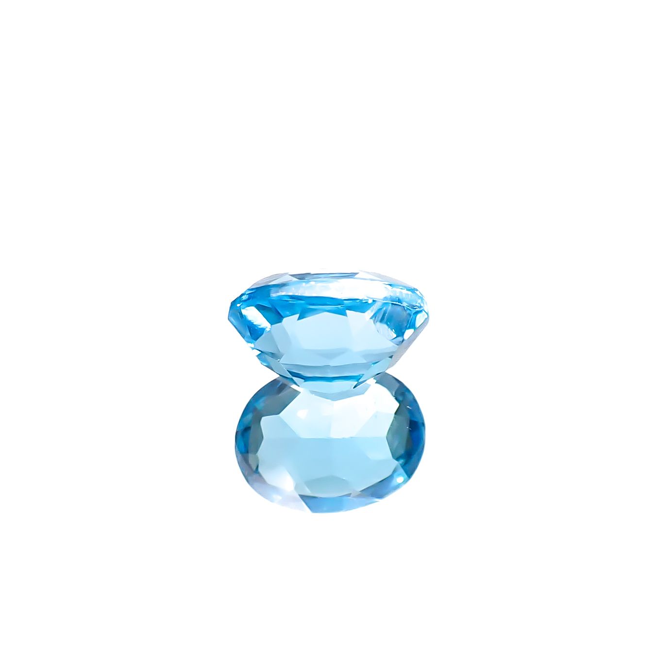 スイスブルートパーズ ブラジル産 1.89ct [241229577]8.1x6.2mm前後