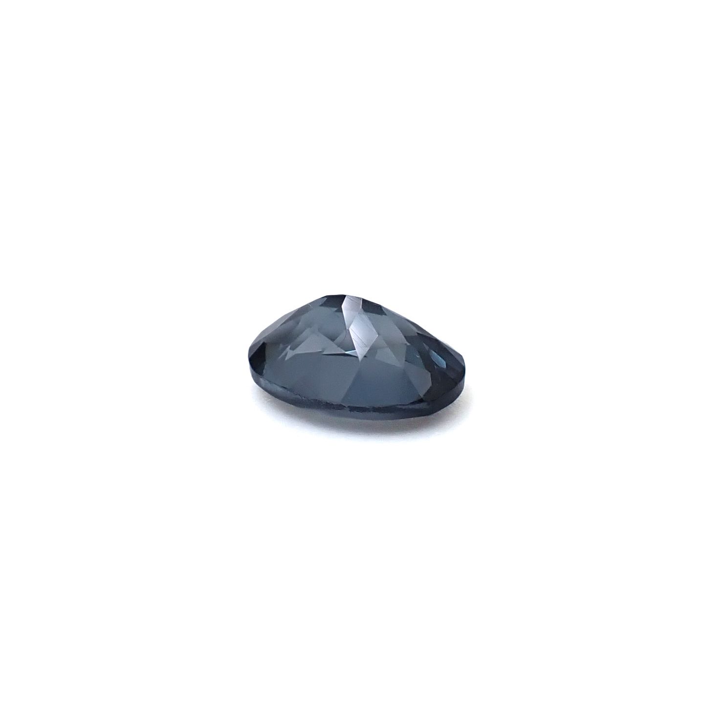 ブルーイッシュグレースピネル モザンビーク産 1.15ct / 7.5x5.5mm前後 [260632517]