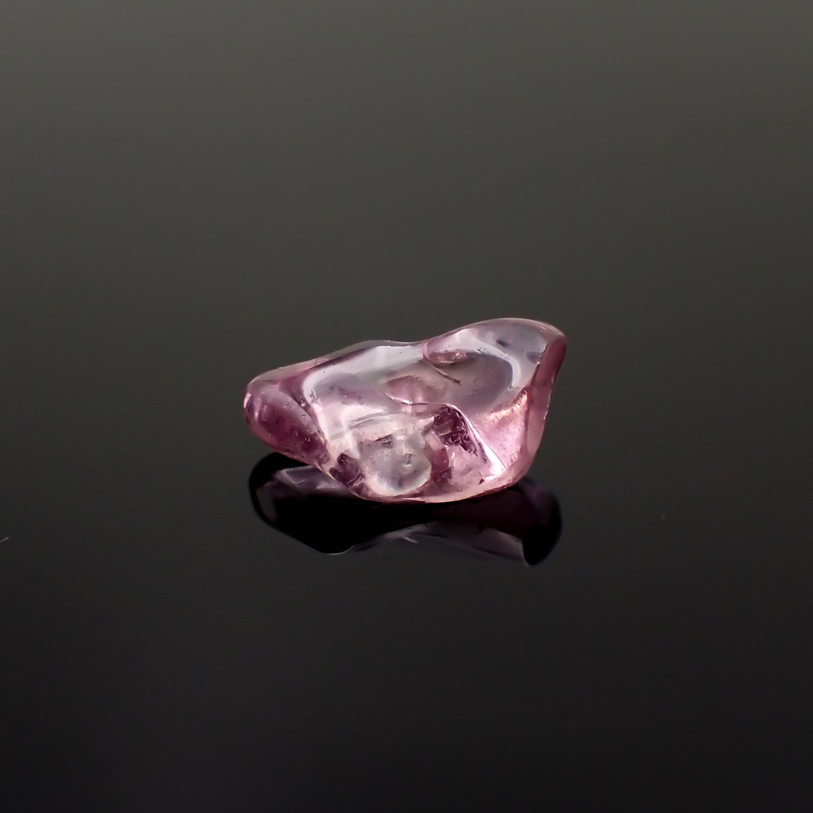 ◇フリーフォーム◇パープルピンクサファイア 非加熱 マダガスカル産 1.82ct[230722663]9.9x6.6mm前後