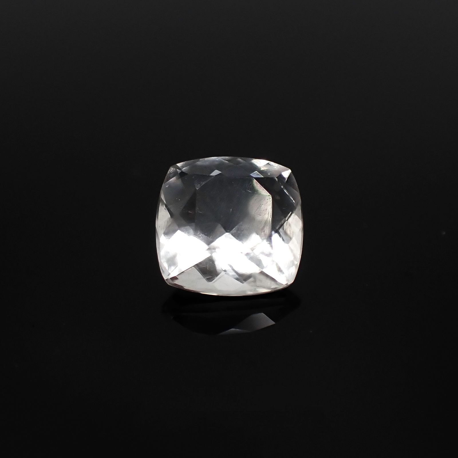 ハイアライトオパール(宝石名オパール)メキシコ産 1.622ct ソ付(彩珠)[230823187]8.1x8mm前後