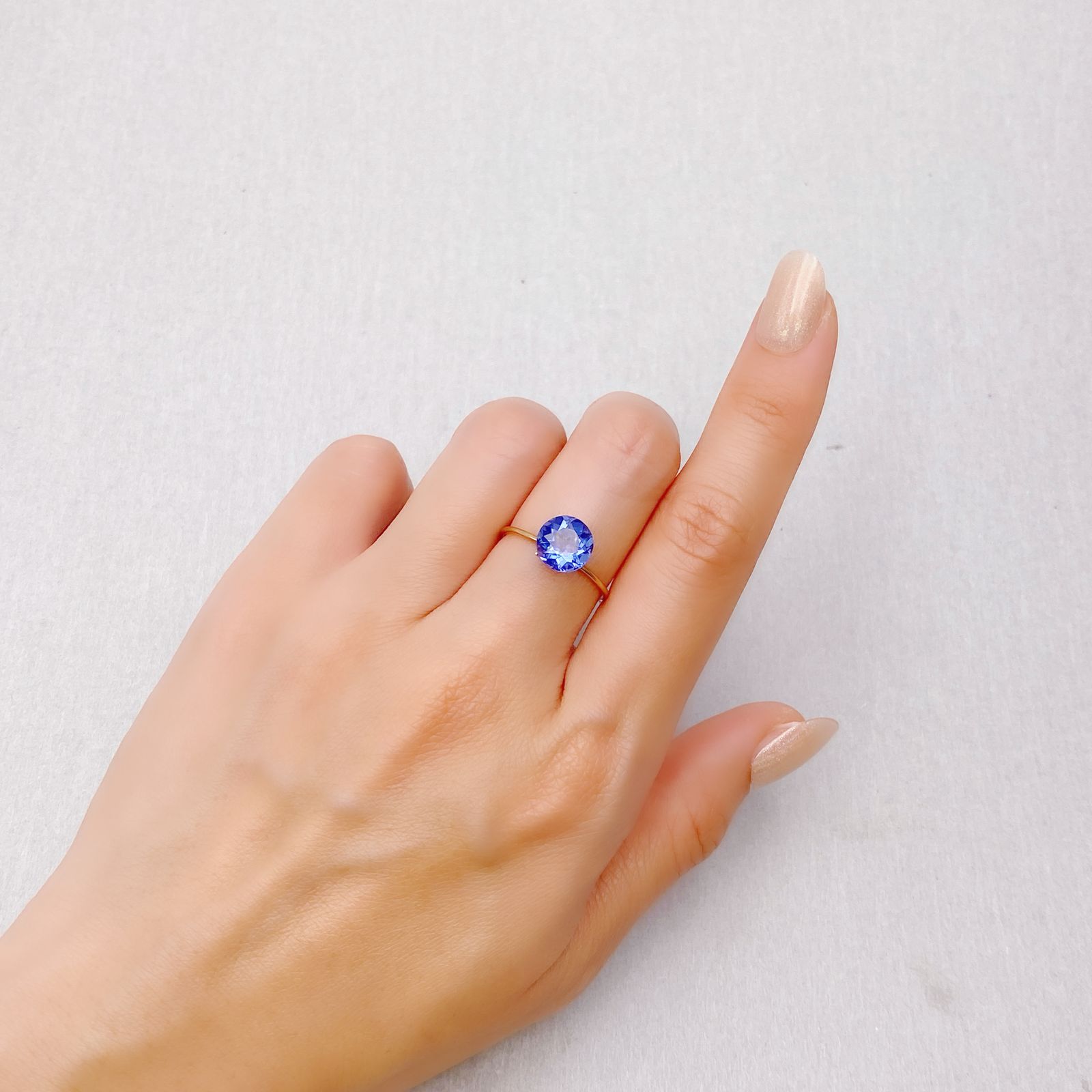 カラーチェンジフローライト ブラジル産 2.18ct [241229644]8.1x8.1mm前後
