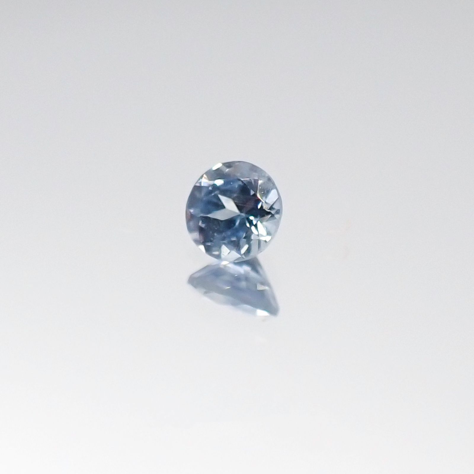 モンタナサファイア アメリカ産 ルース 0.16ct[20096057]3.1×3.1mm前後