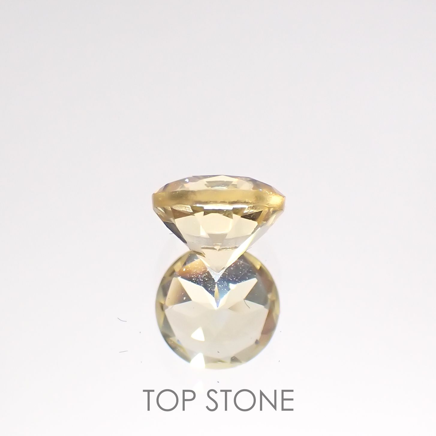 イエローベリル(宝石名イエロー・ベリル)ブラジル産 0.88ct 識別済[220515857]6x6mm前後