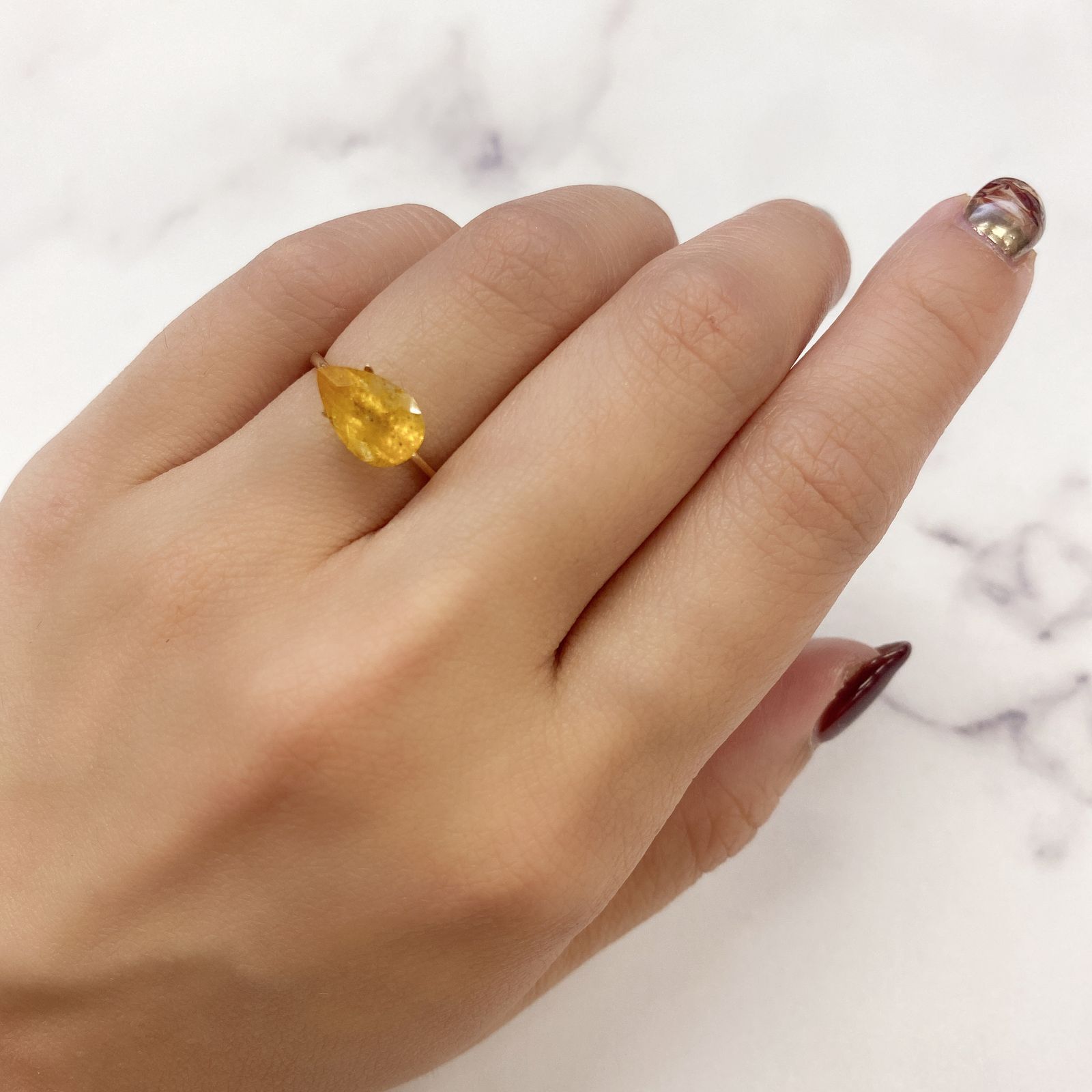 コンドロダイト(宝石名コンドロダイト)タンザニア産 2.001ct ソ付(彩珠)[231023770]10.4x6.7mm前後