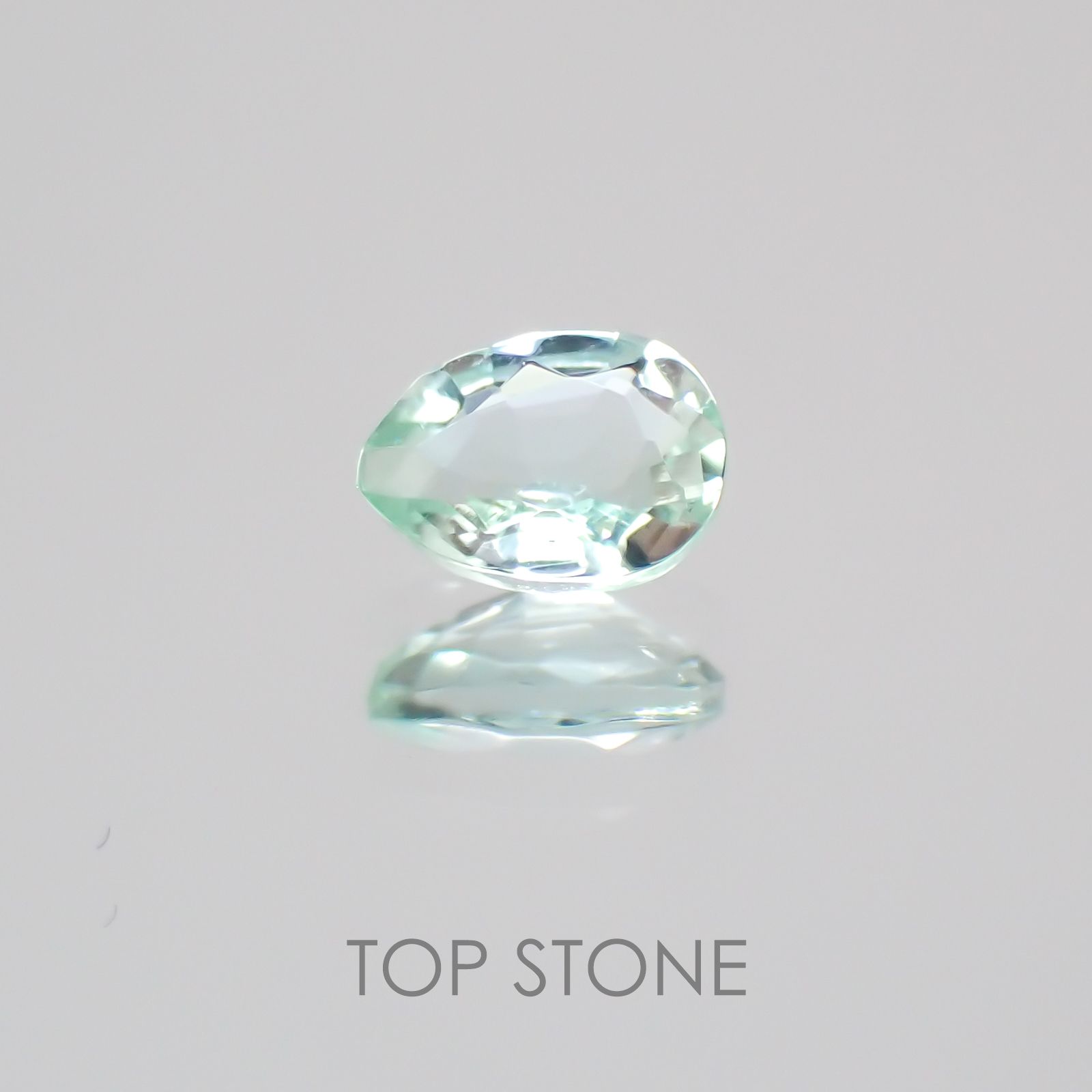 ミントベリル(宝石名グリーン・ベリル) ブラジル産 0.15ct 識別済[21059715]4.2×3.1mm前後