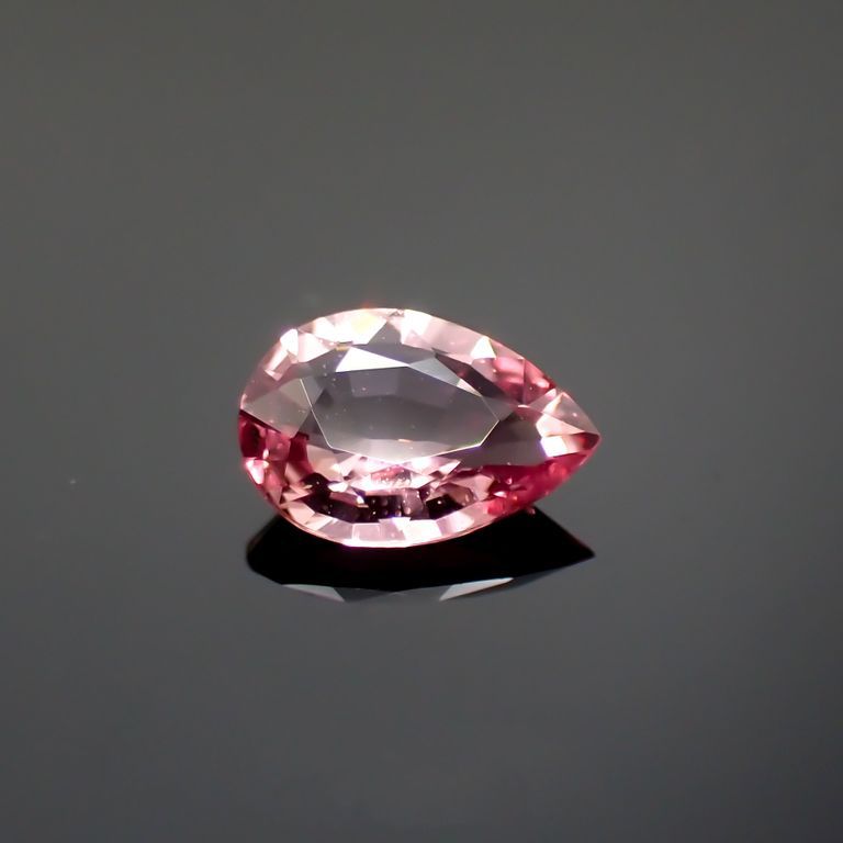 パパラチャサファイア(宝石名サファイア/別名パパラチャ・サファイア)スリランカ産 0.422ct DGL鑑付[230421625]5.89x4.08mm前後