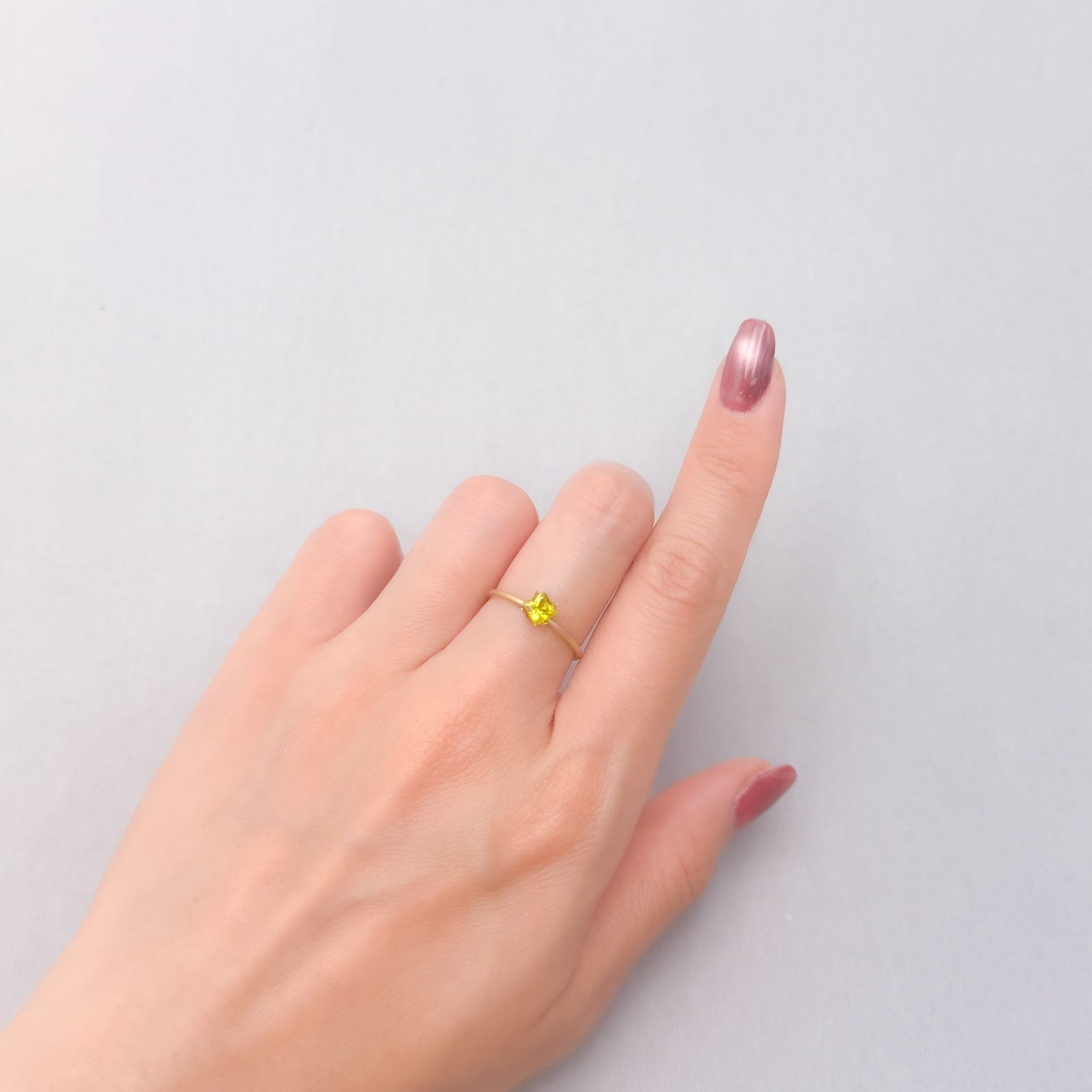 ◇プリンセスカット◇クリソベリル スリランカ/マダガスカル産 0.45ct [250330005]4x4mm前後