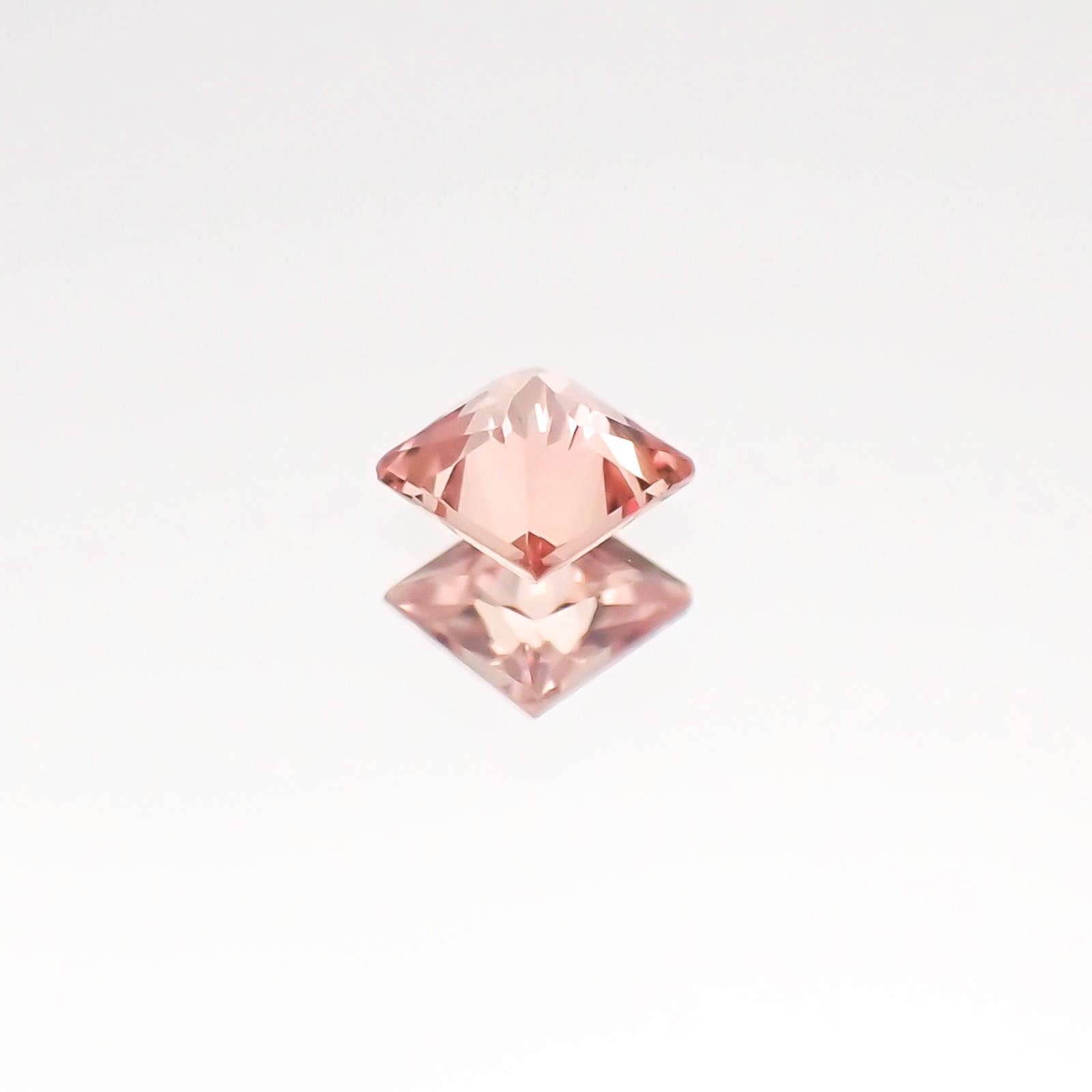 ◇プリンセスカット◇パパラチャサファイア スリランカ産 ルース 0.134ct ソーティング付き[20106951]2.69×2.67mm前後