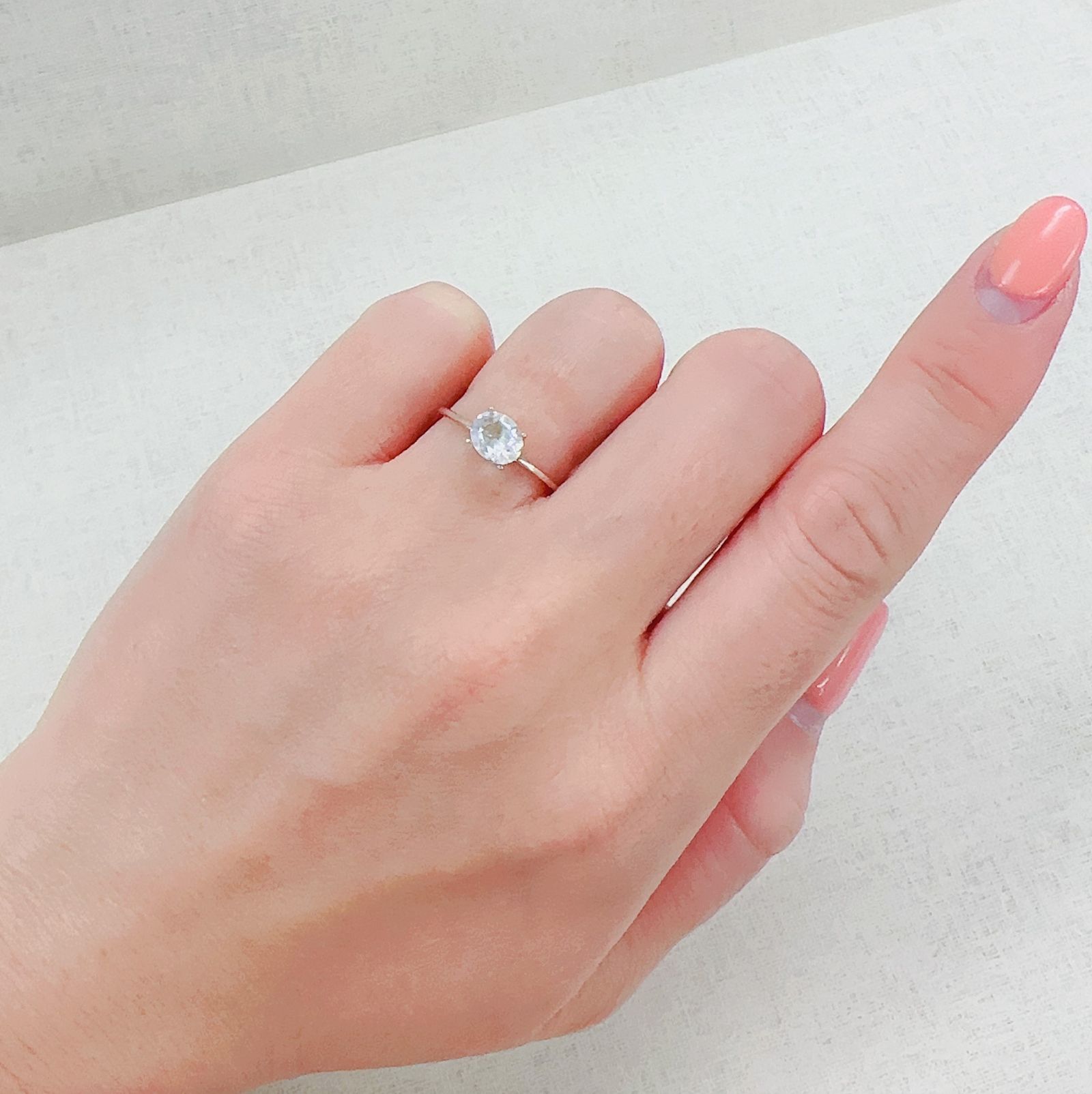 レインボームーンストーン(宝石名ラブラドライト)タンザニア産 0.64ct 識別済[230321266]6.5x5.3mm前後